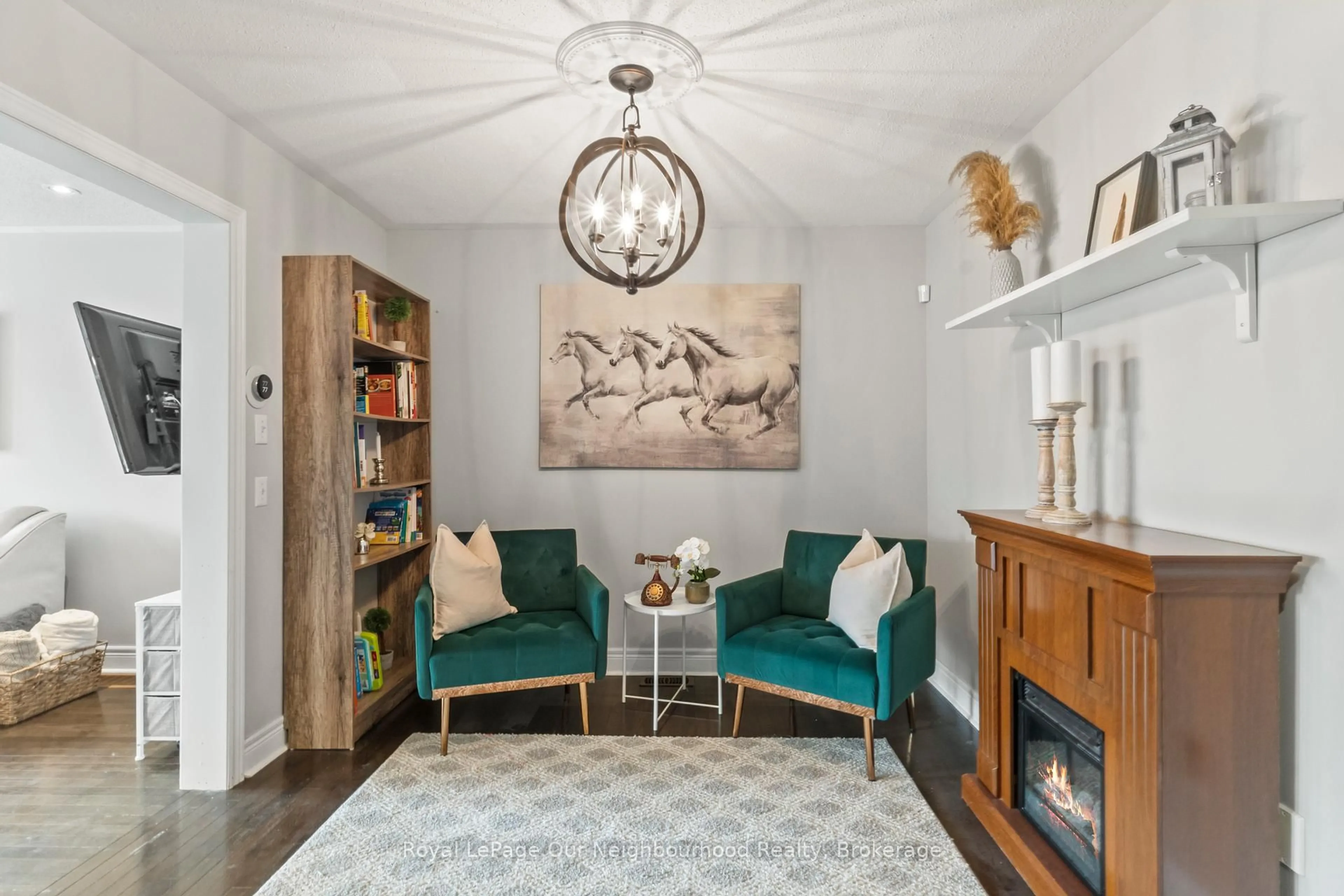 Living room with furniture, unknown for 53 Kersey Cres, Clarington Ontario L1E 0A5