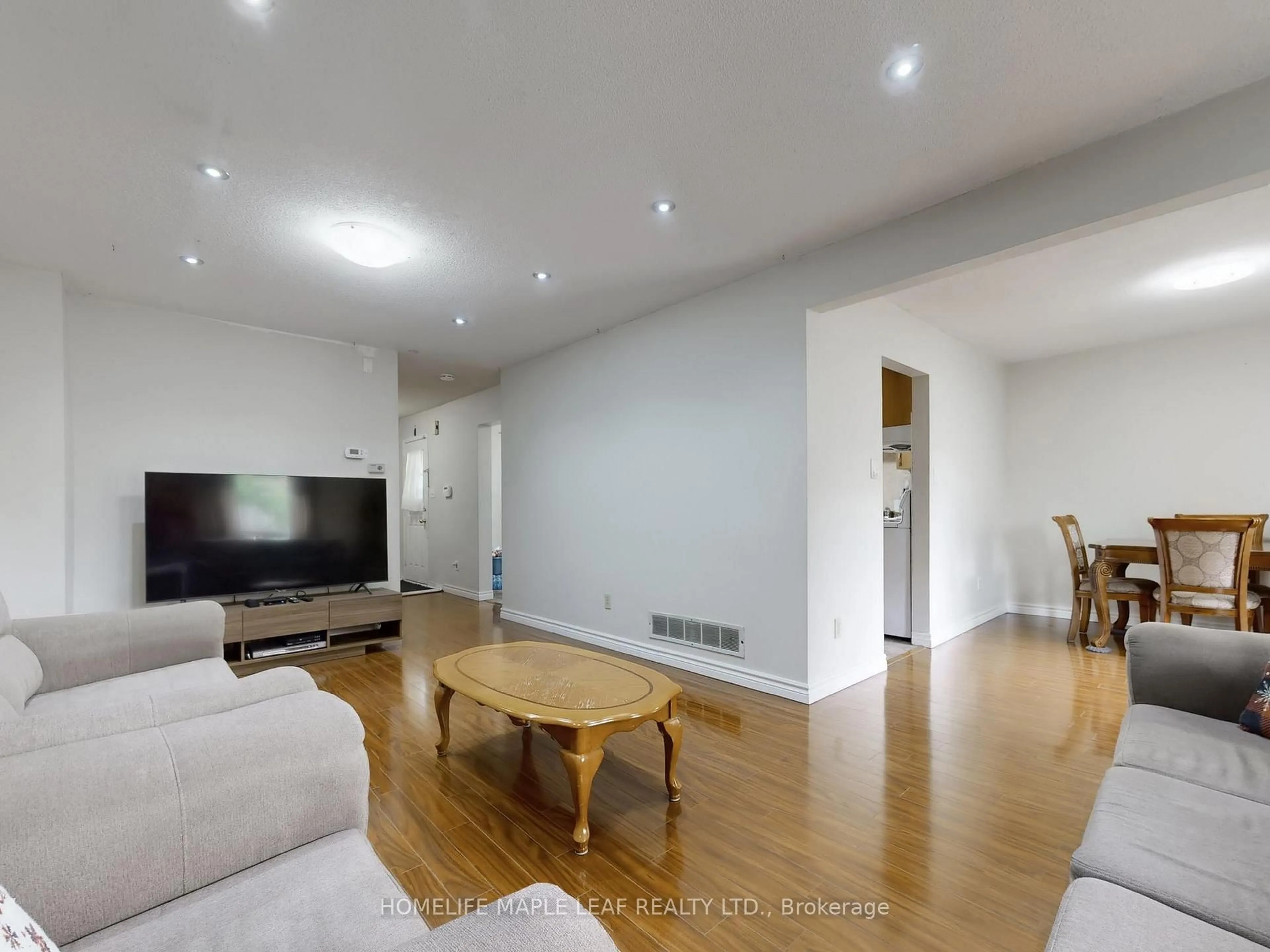 Living room with furniture, unknown for 39 Lamay Cres, Toronto Ontario M1X 1J2