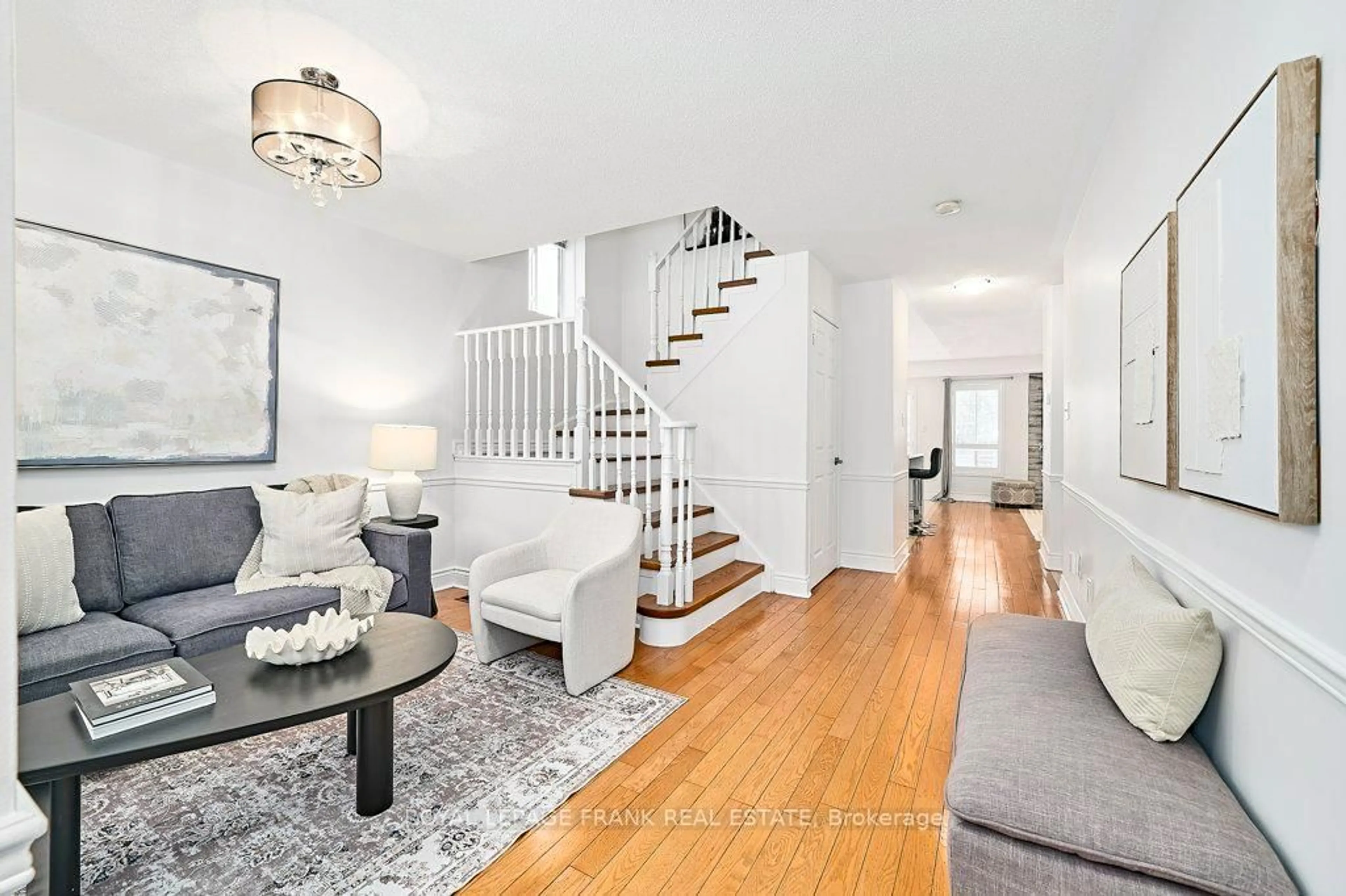 Unknown for 95 Harrongate Pl, Whitby Ontario L1R 3E5