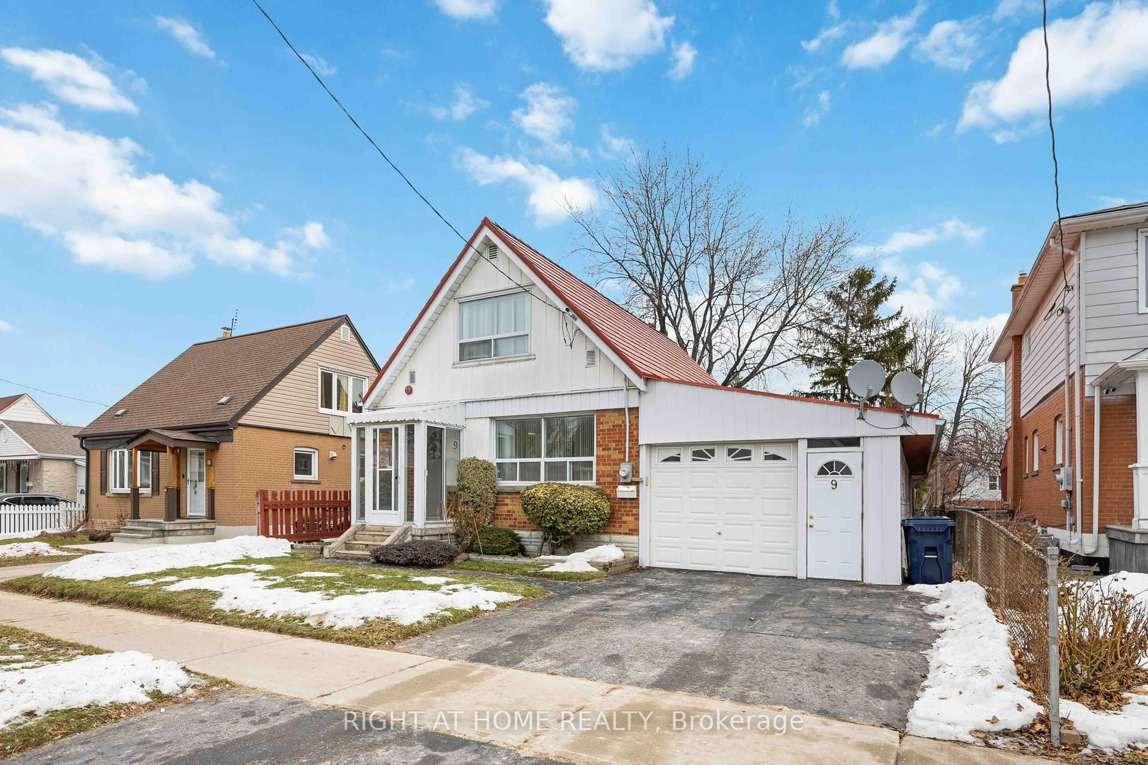 Home with brick exterior material, street for 9 Bergen Rd, Toronto Ontario M1P 1R8