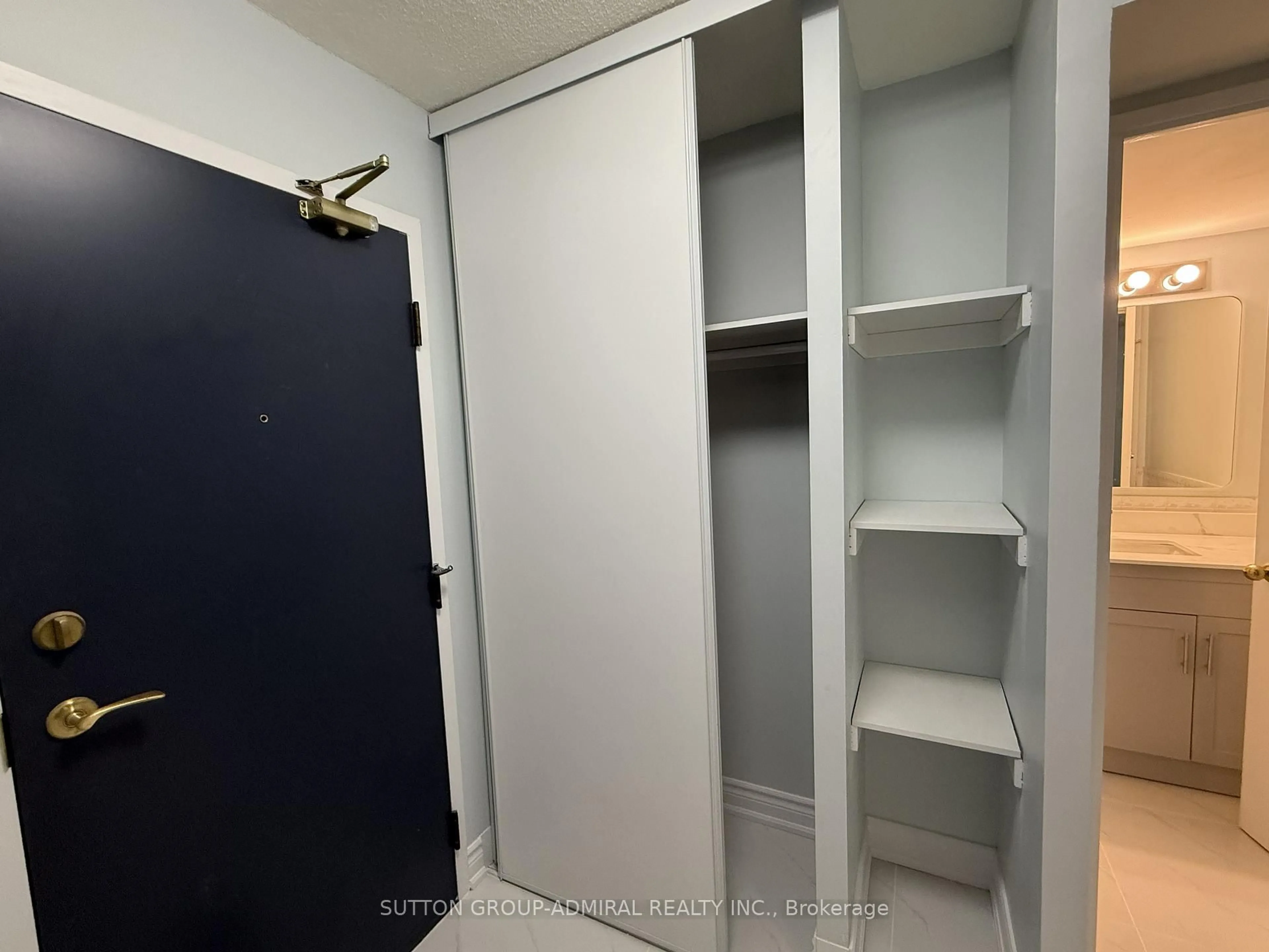 Storage room or clothes room or walk-in closet for 330 McCowan Rd #511, Toronto Ontario M1J 3N3