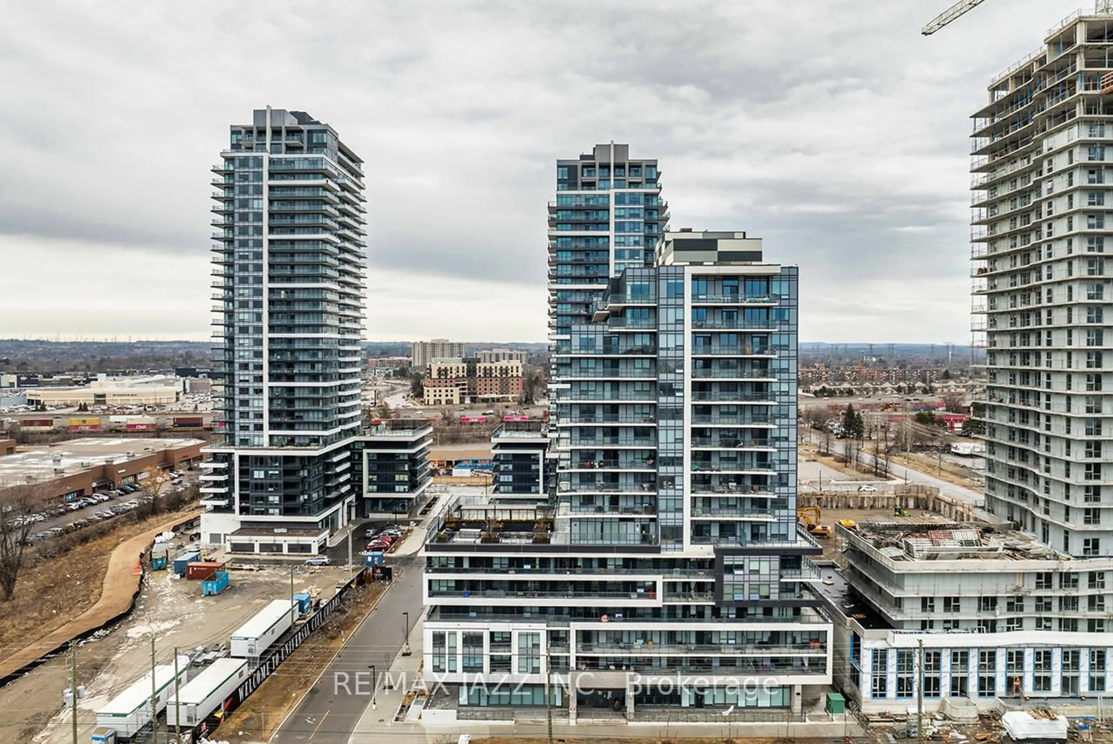 A pic from outside/outdoor area/front of a property/back of a property/a pic from drone, city buildings view from balcony for 1480 Bayly St #1703, Pickering Ontario L1W 0C2