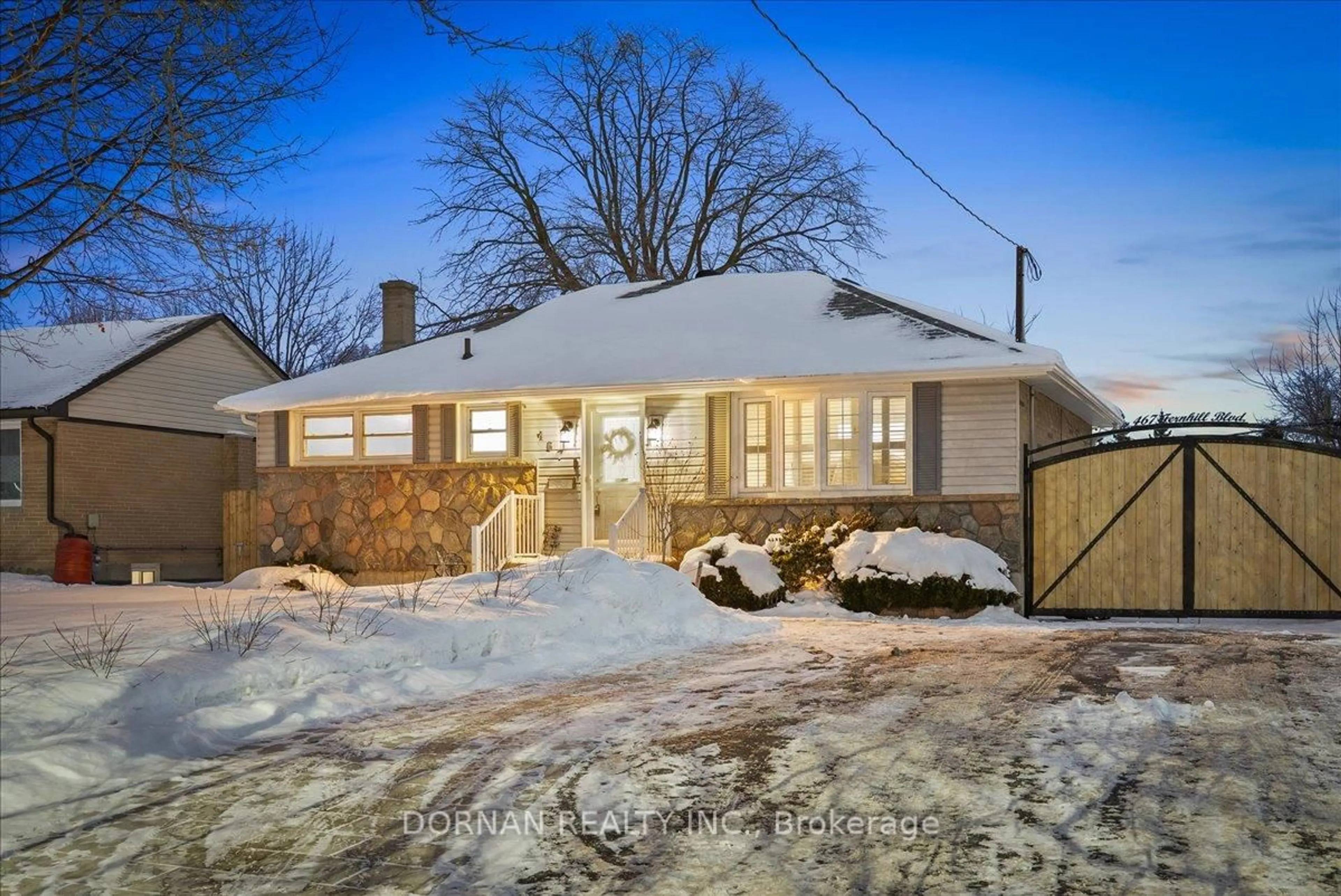 Unknown for 467 Fernhill Blvd, Oshawa Ontario L1J 5J6