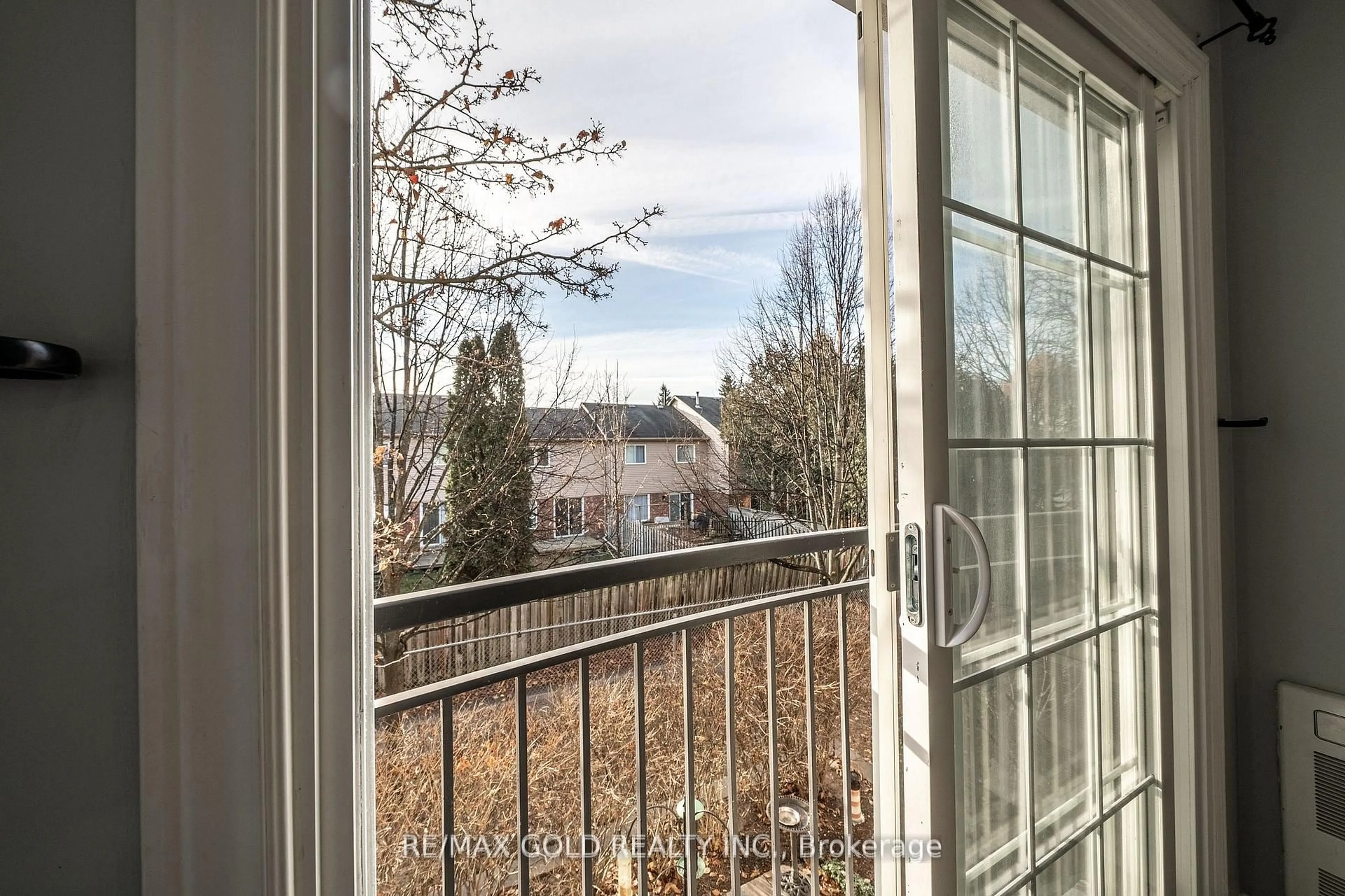 Balcony in the apartment, city buildings view from balcony for 87 Aspen Springs Dr #207, Clarington Ontario L1C 5J8