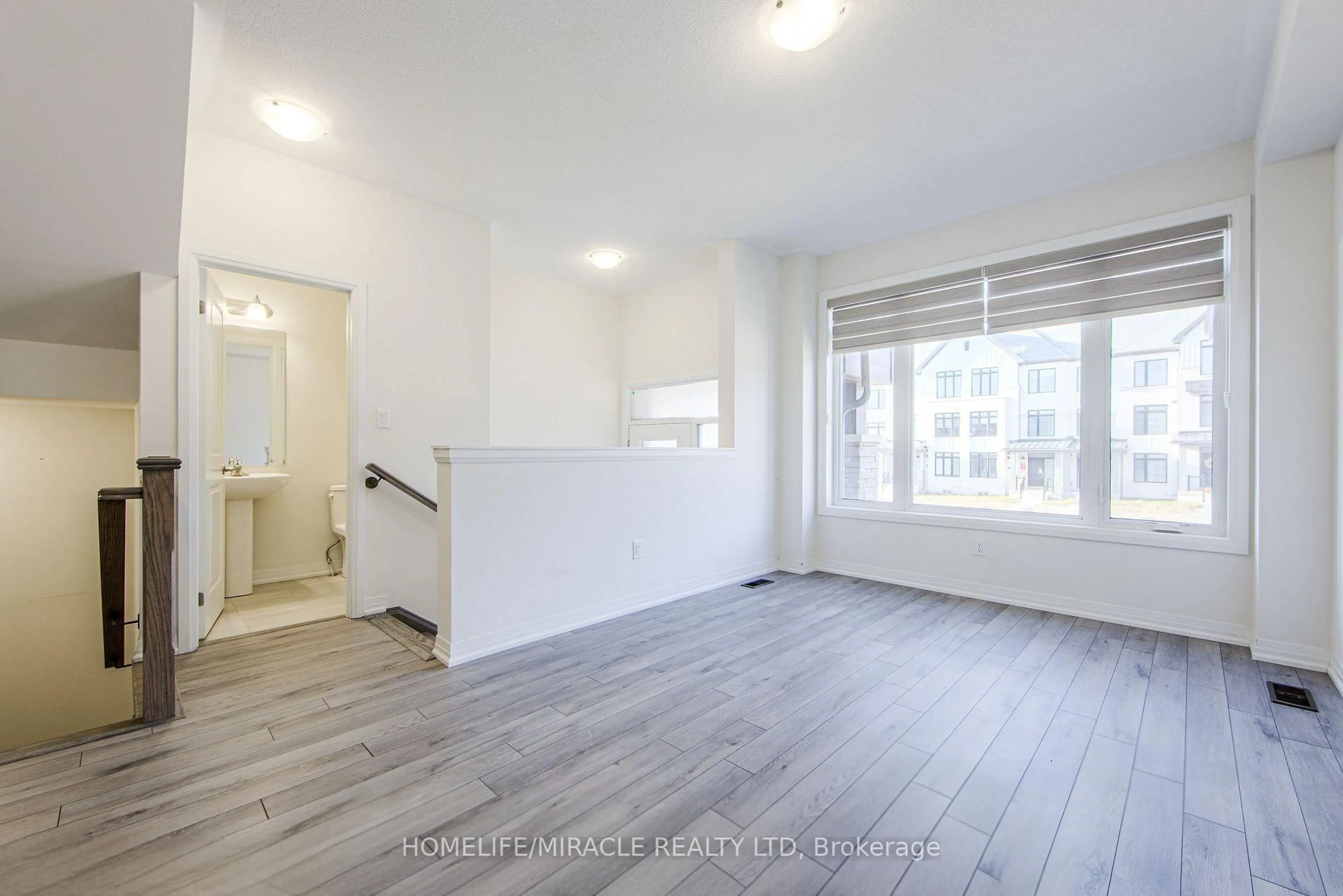 A pic of a room for 2711 Peter Matthews Dr, Pickering Ontario L1X 0M2