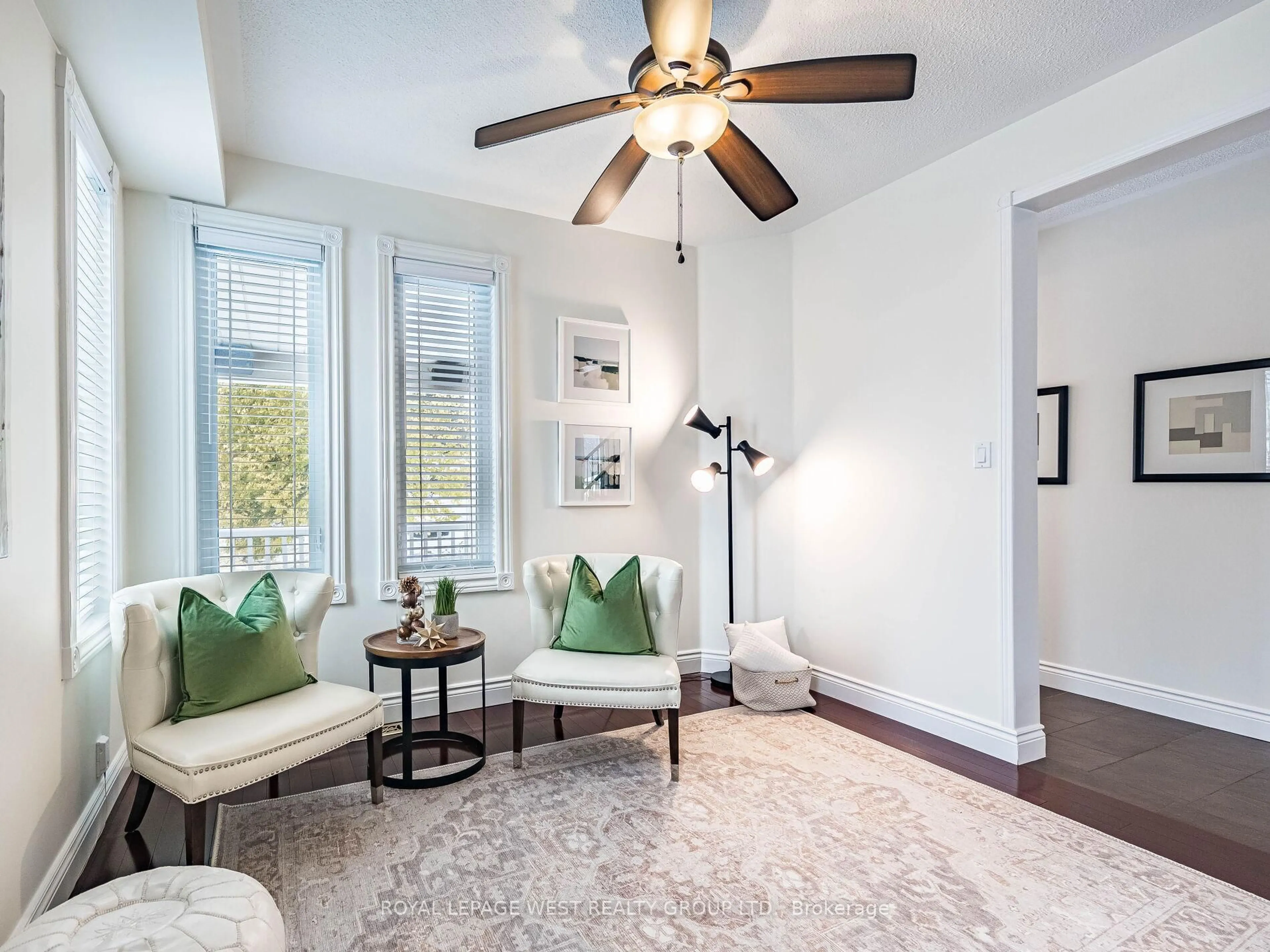 Living room with furniture, unknown for 52 Long Island Cres, Toronto Ontario M1C 5E4