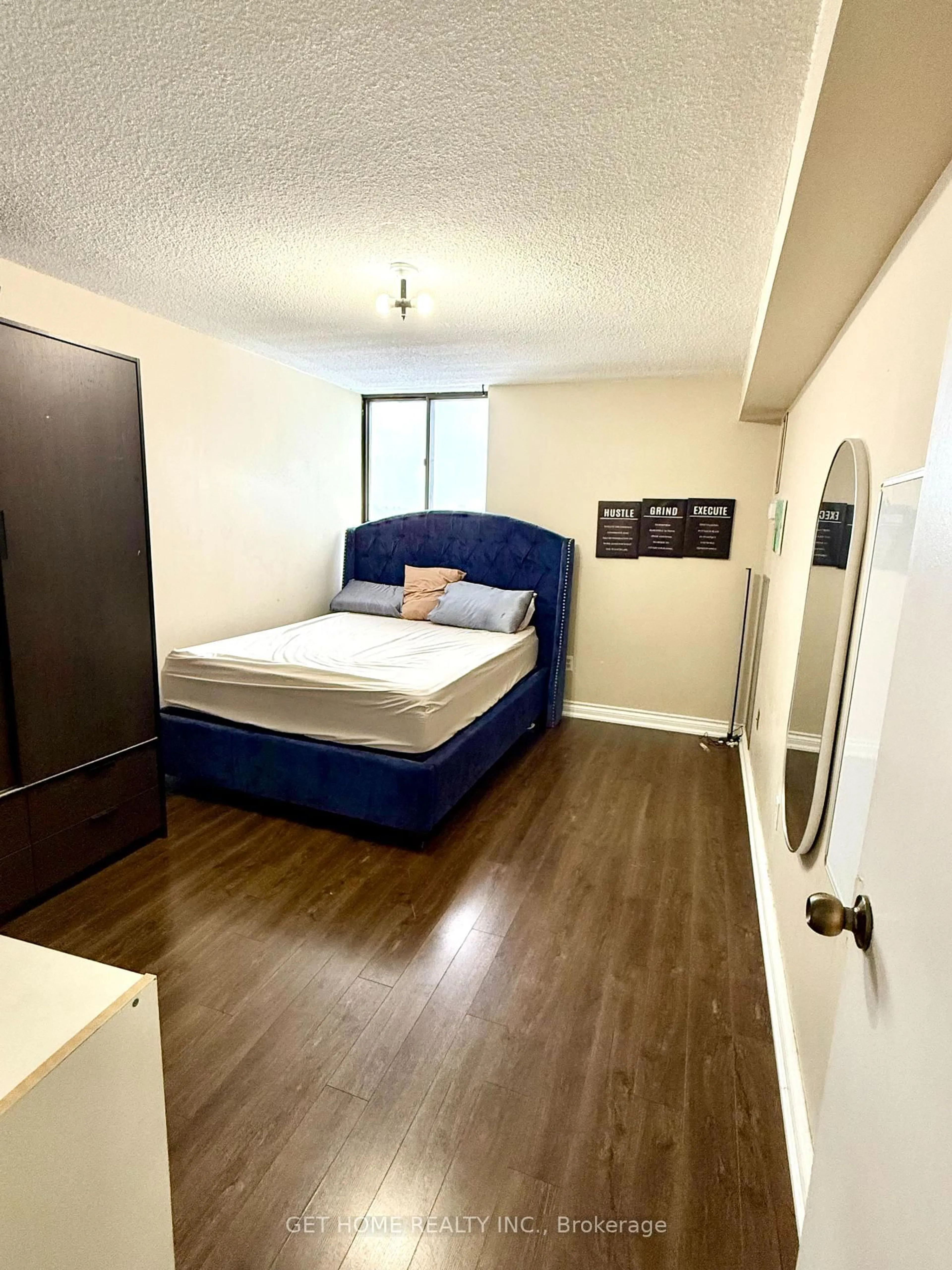 A pic of a room for 121 Trudelle St #903, Toronto Ontario M1J 3K4