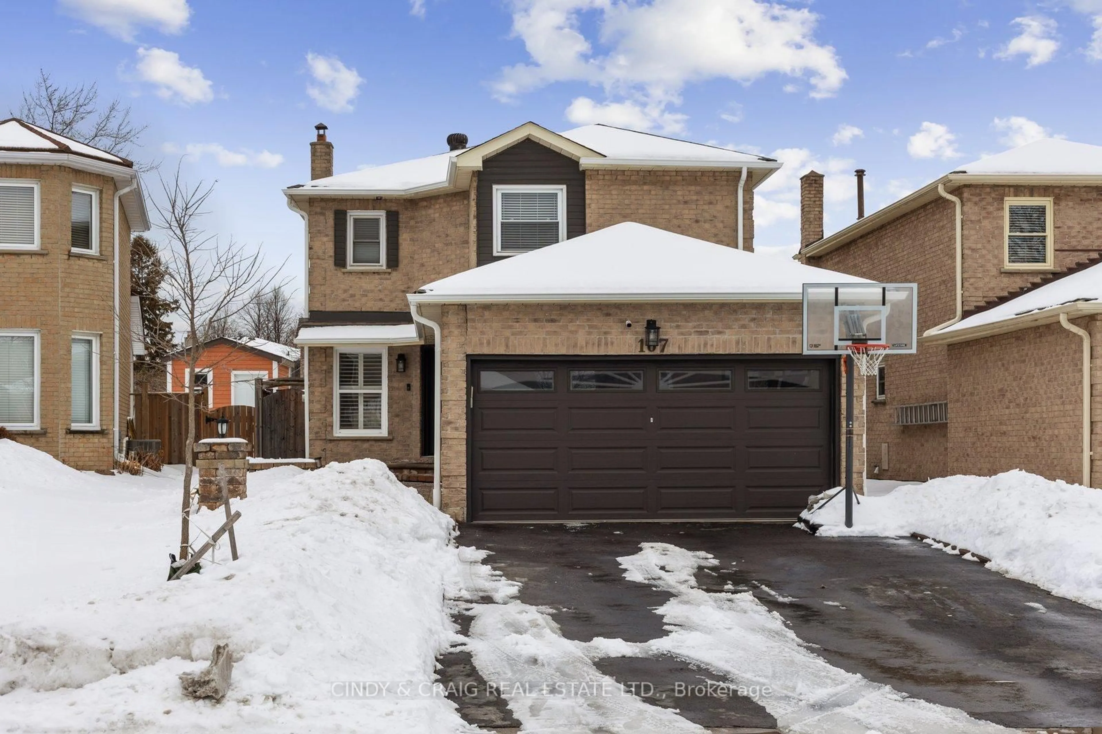 Home with brick exterior material, street for 107 Hemingford Pl, Whitby Ontario L1R 1G2