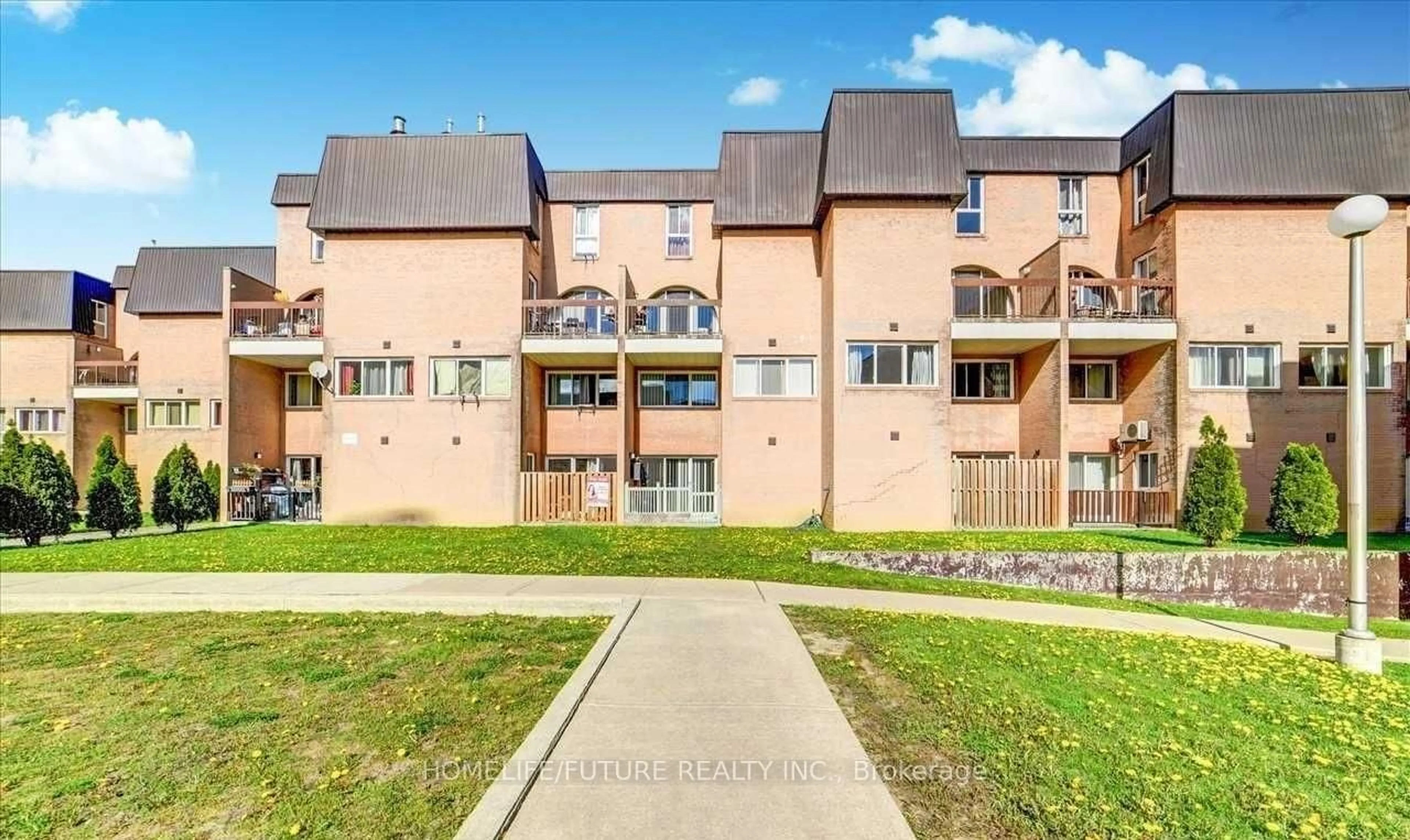 A pic from outside/outdoor area/front of a property/back of a property/a pic from drone, building for 100 Mornelle Crt #1046, Toronto Ontario M1E 4X2