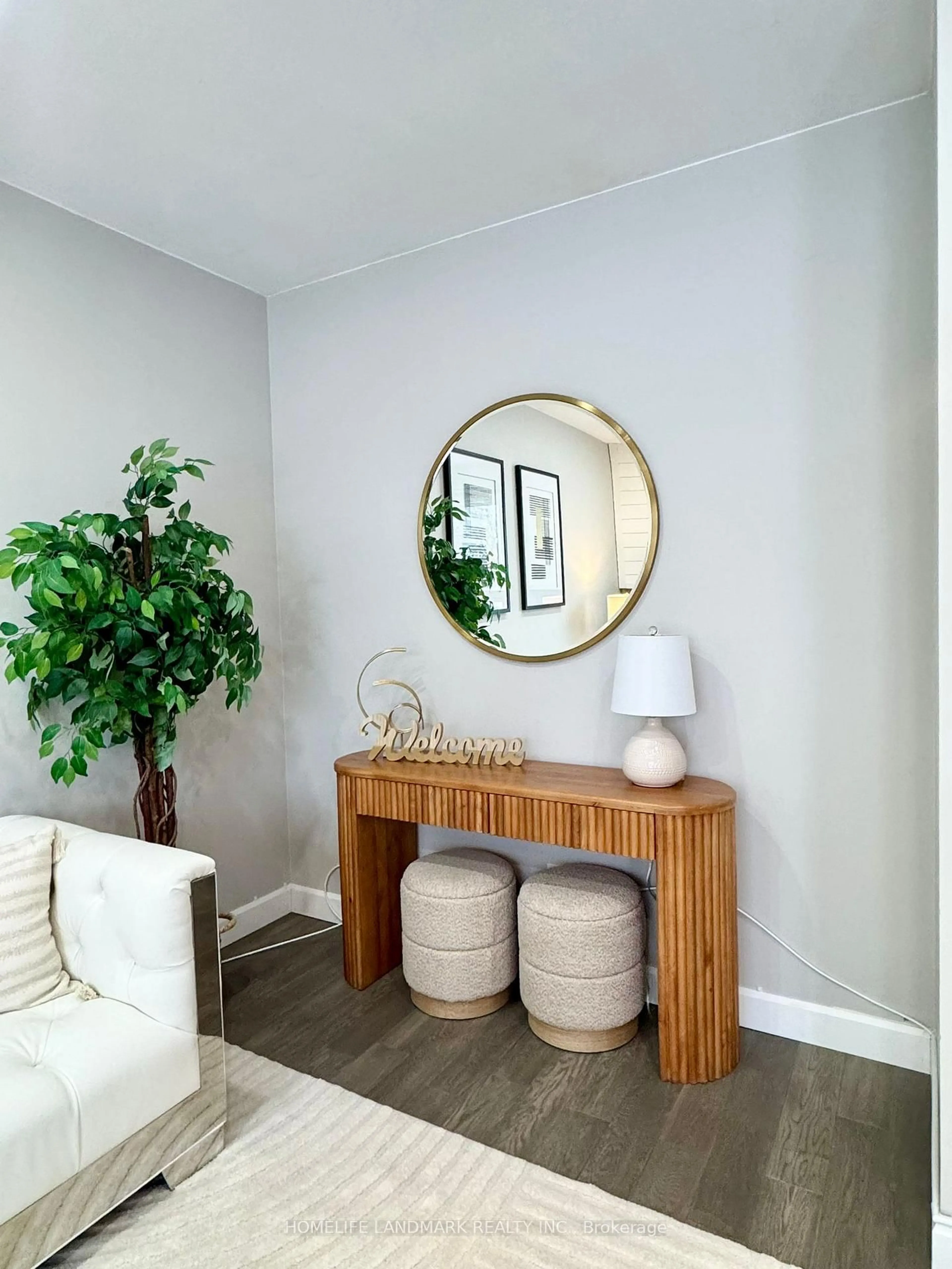 Living room with furniture, wood/laminate floor for 1240 Mulmur Crt, Pickering Ontario L1V 3L7