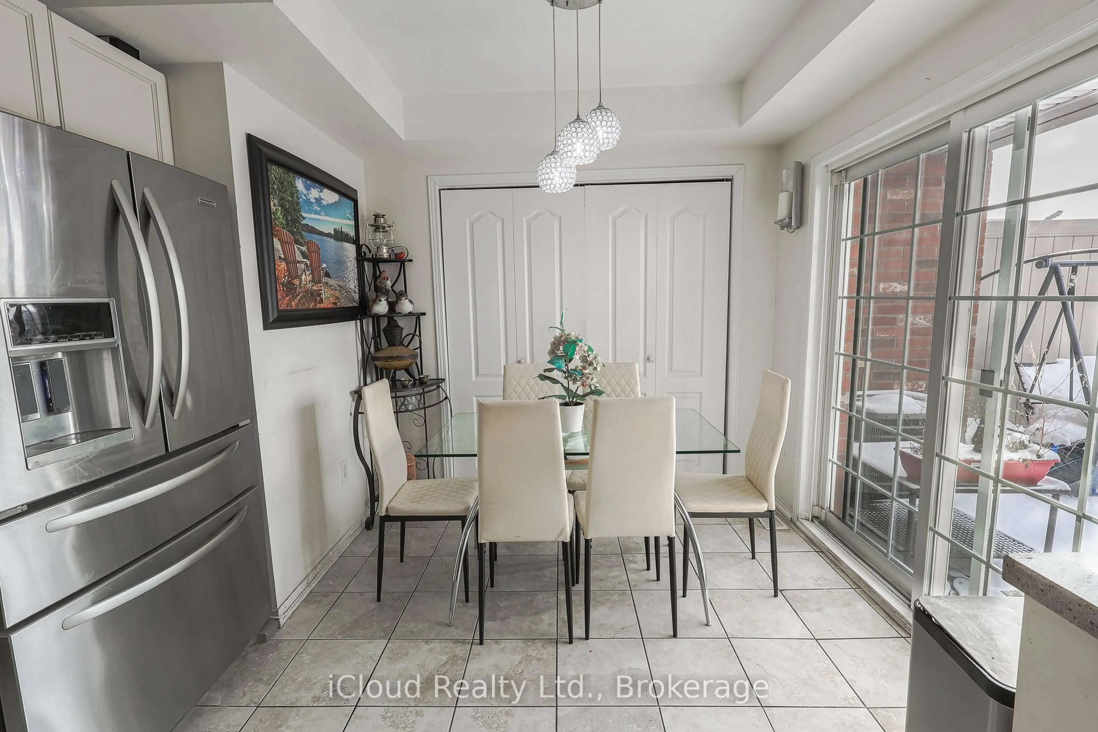 Dining room, ceramic/tile floor for 55 Maidstone Way, Whitby Ontario L1R 0L7