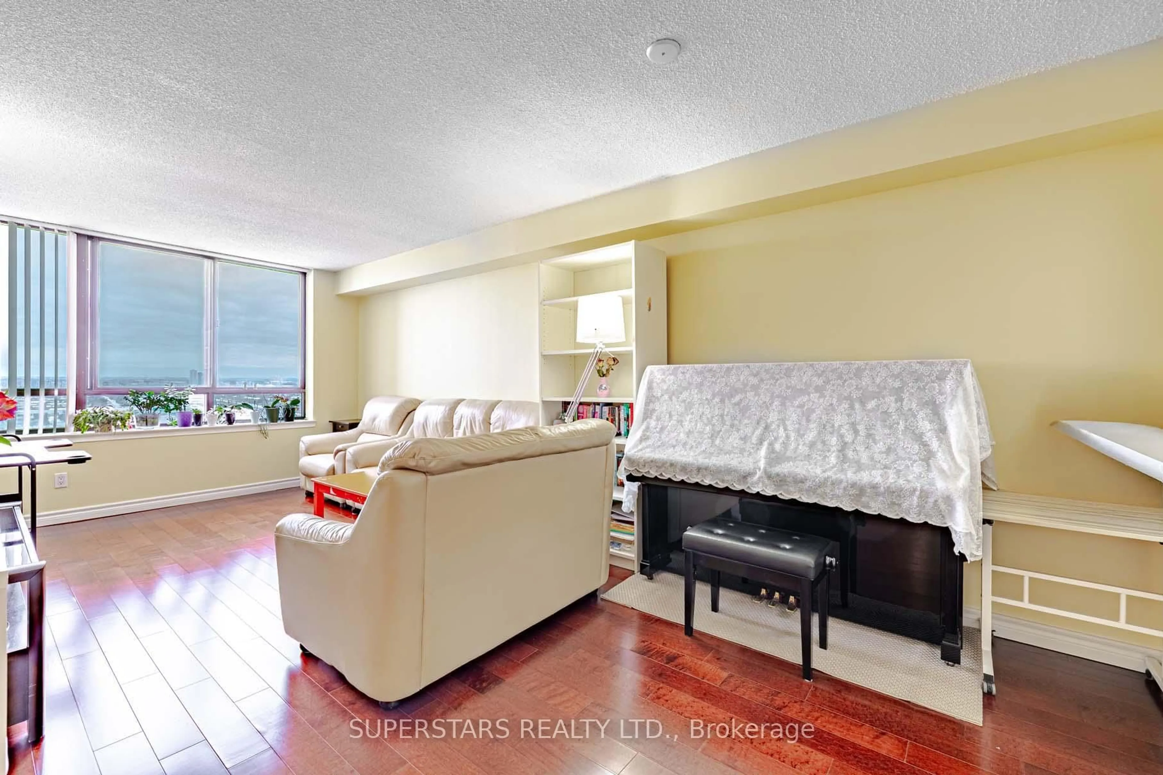 Living room with furniture, unknown for 25 Bamburgh Circ #1929, Toronto Ontario M1W 3W2