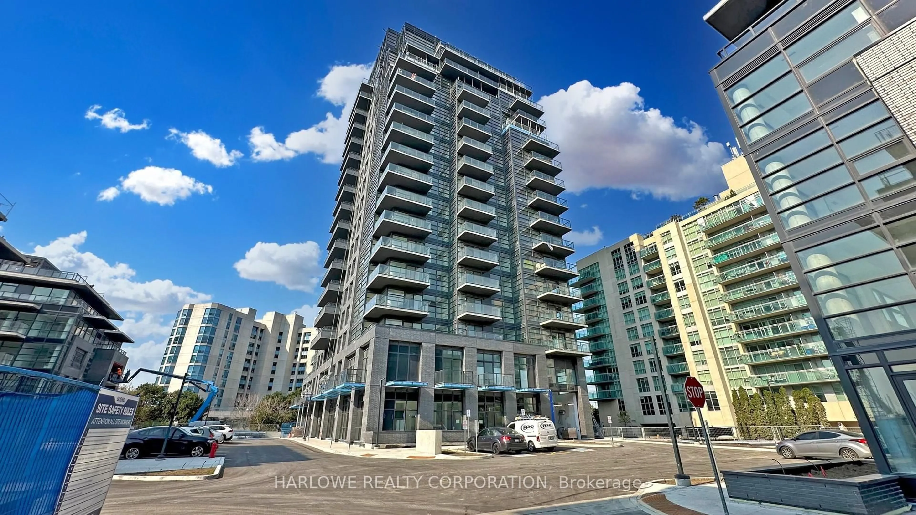 Unknown for 1606 Charles St #403 A, Whitby Ontario L1N 0P1