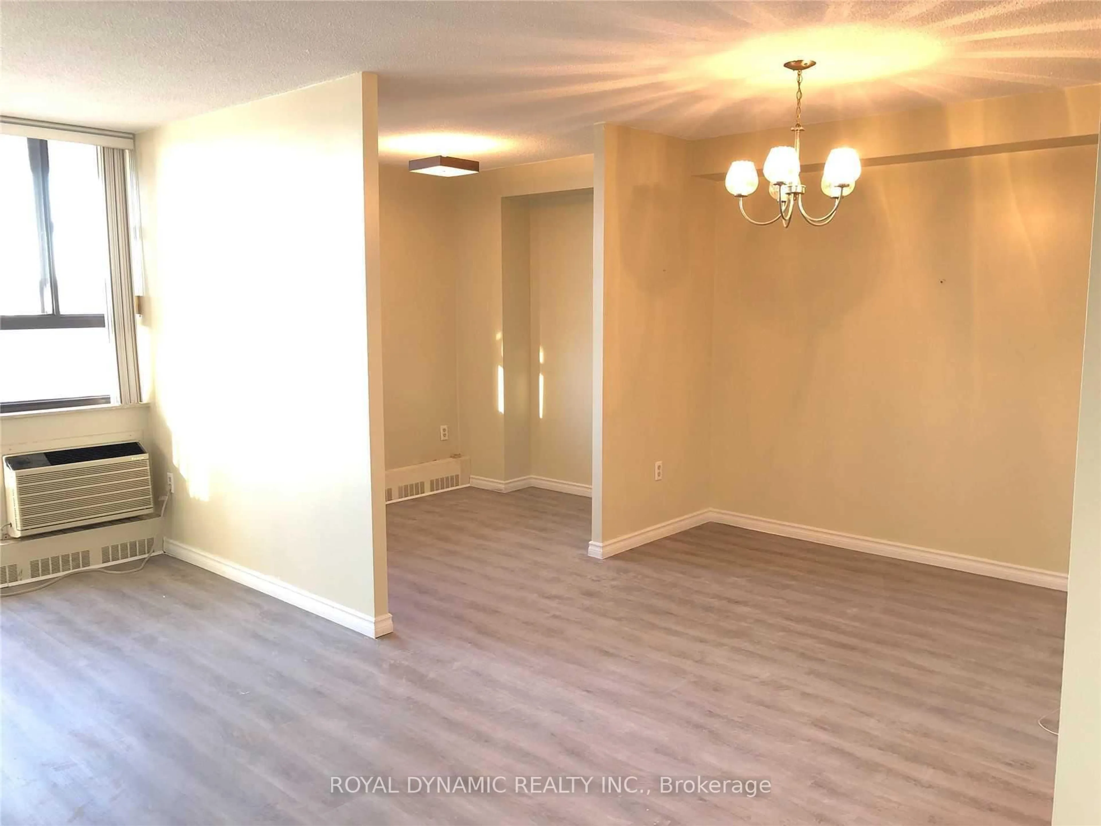 A pic of a room for 15 Torrance Rd #806, Toronto Ontario M1J 3K2