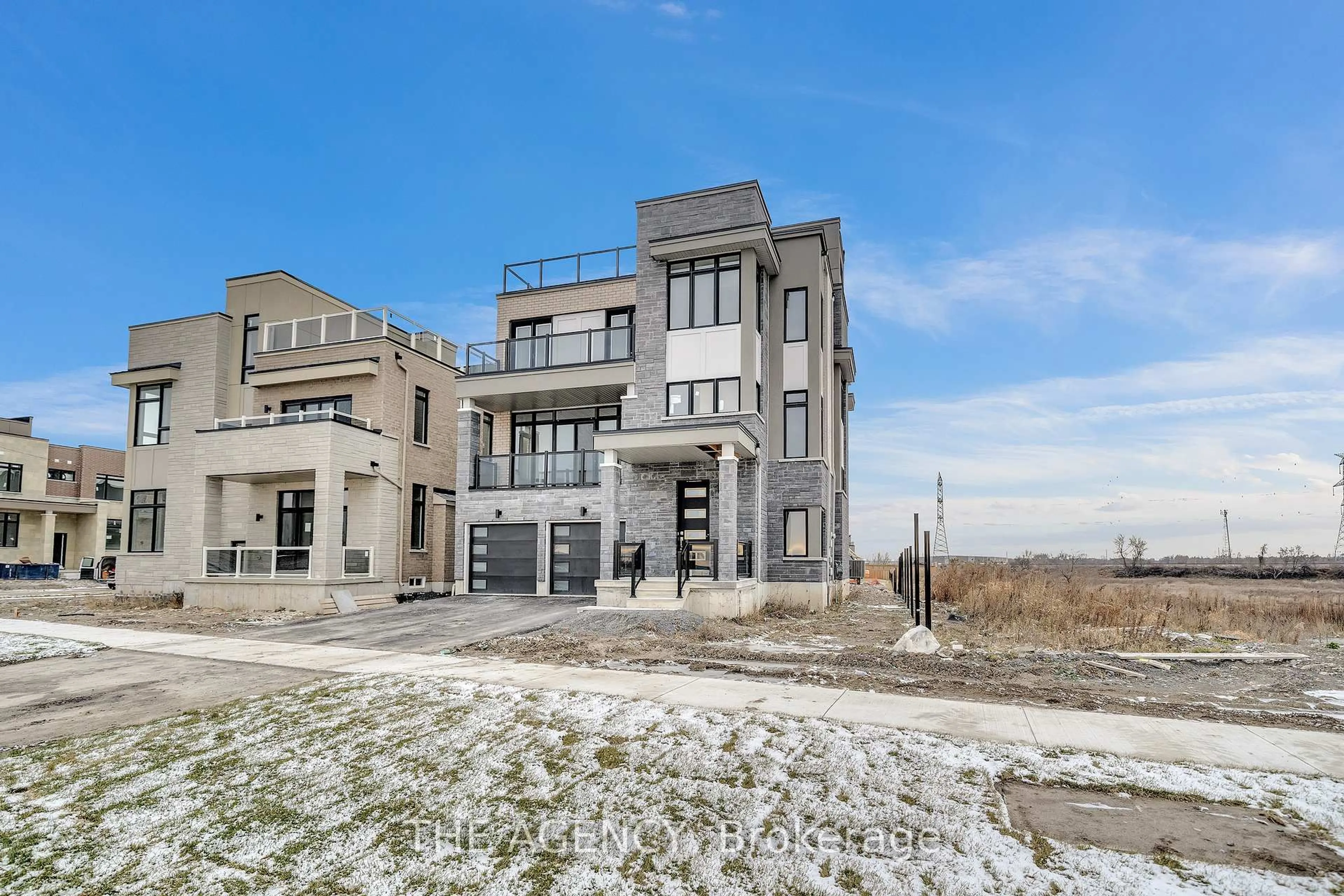 Home with brick exterior material, unknown for 275 Port Darlington Rd, Clarington Ontario L1C 4B1