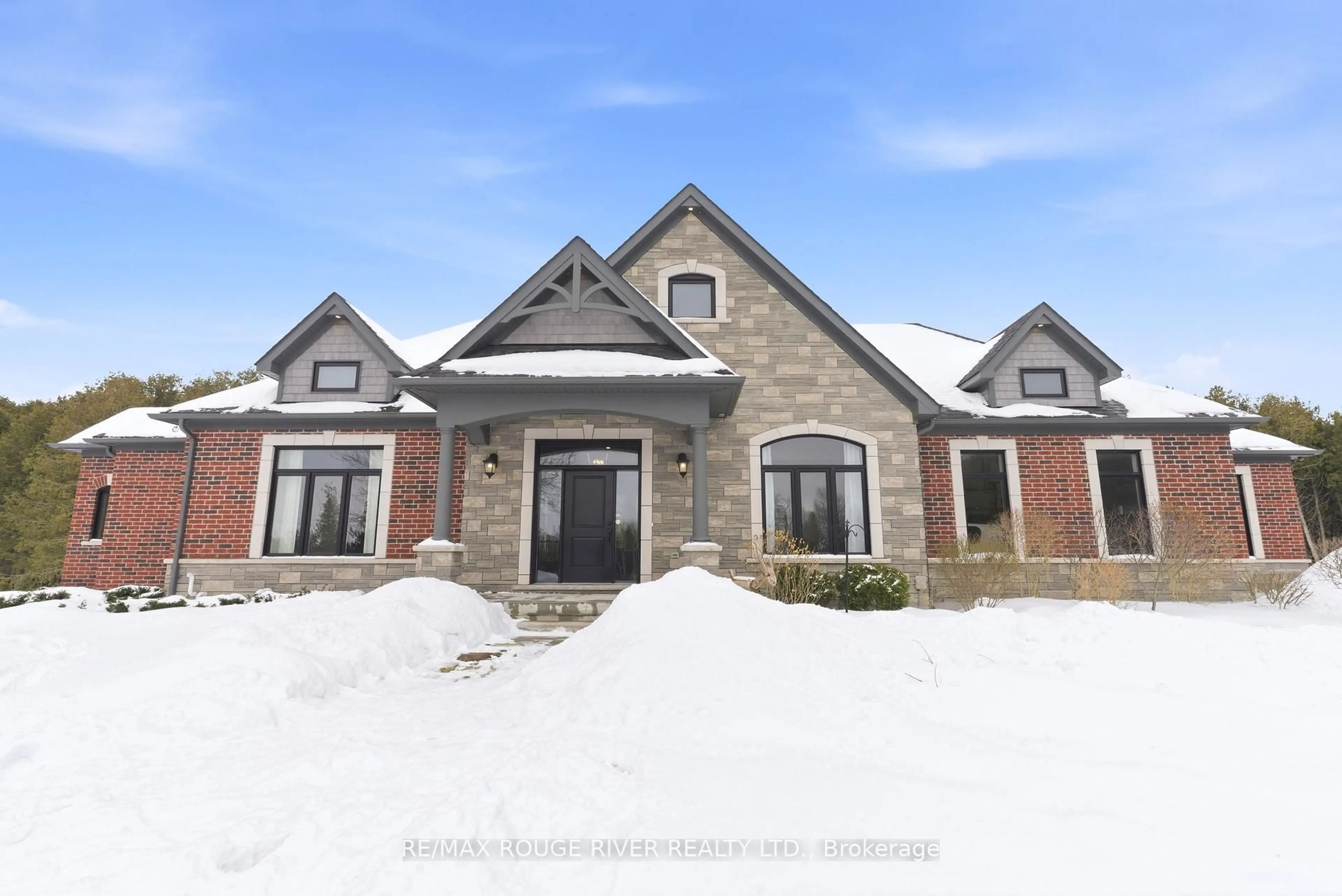 Home with brick exterior material, unknown for 4199 Hwy 2 Highway, Clarington Ontario L1B 0R5