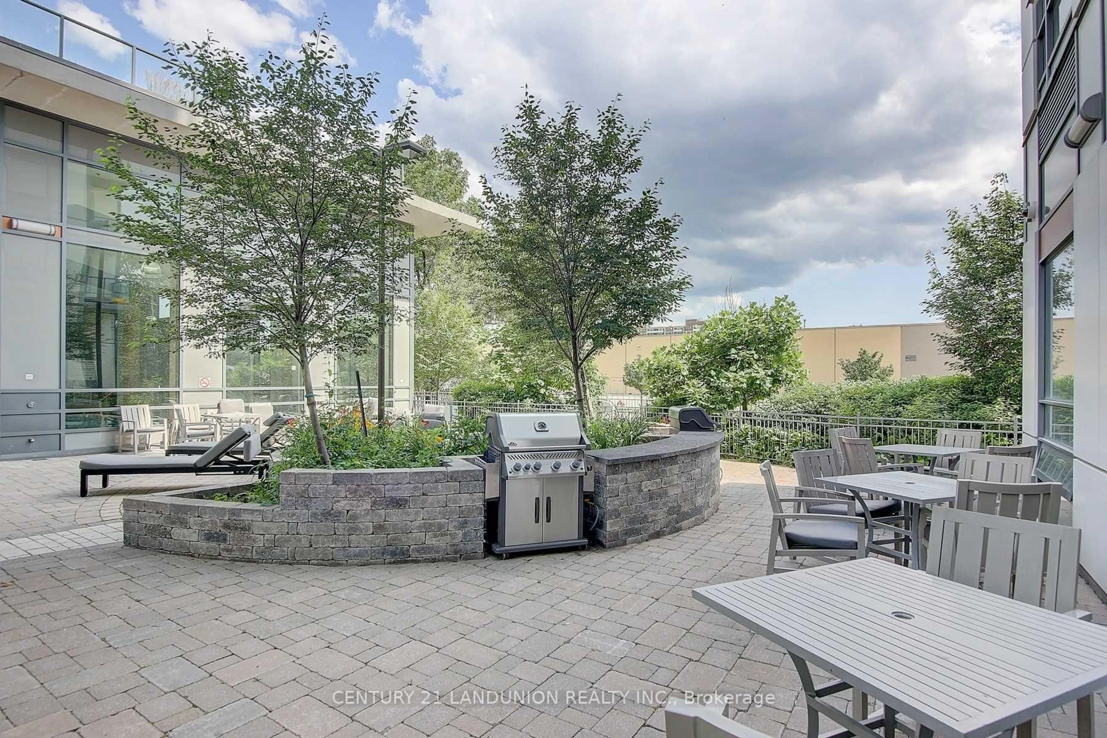 Patio, street for 195 Bonis Ave #2311, Toronto Ontario M1T 3W6