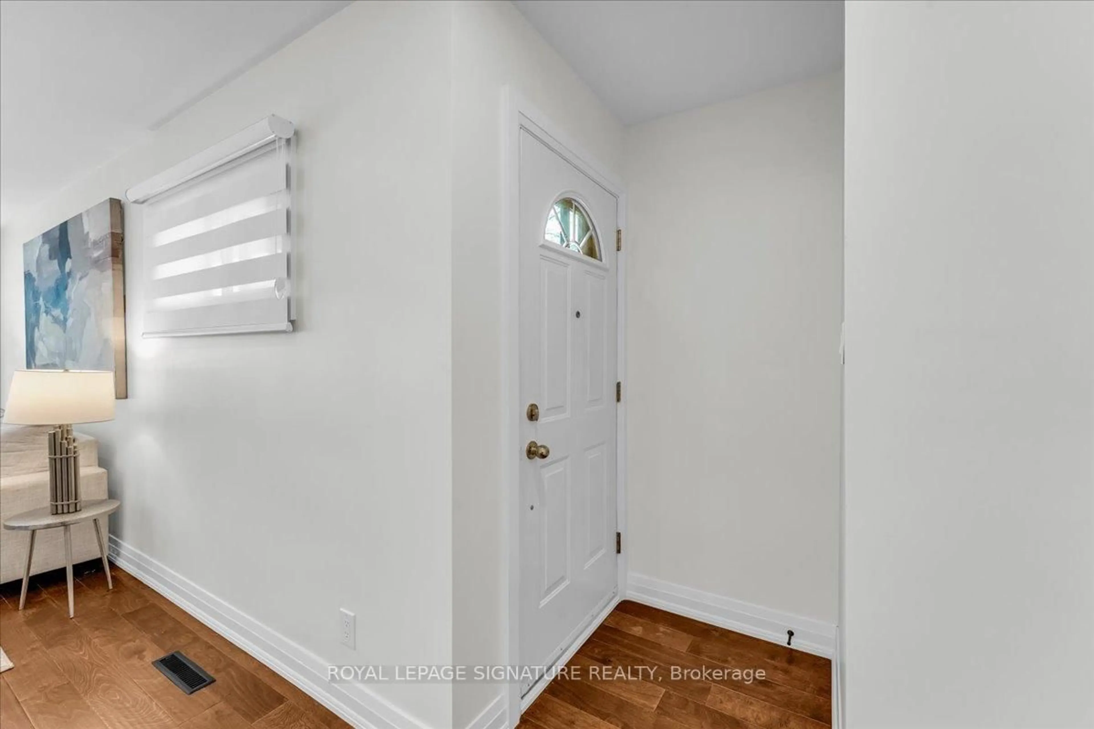 Indoor entryway for 88 Crocus Dr, Toronto Ontario M1R 4T1