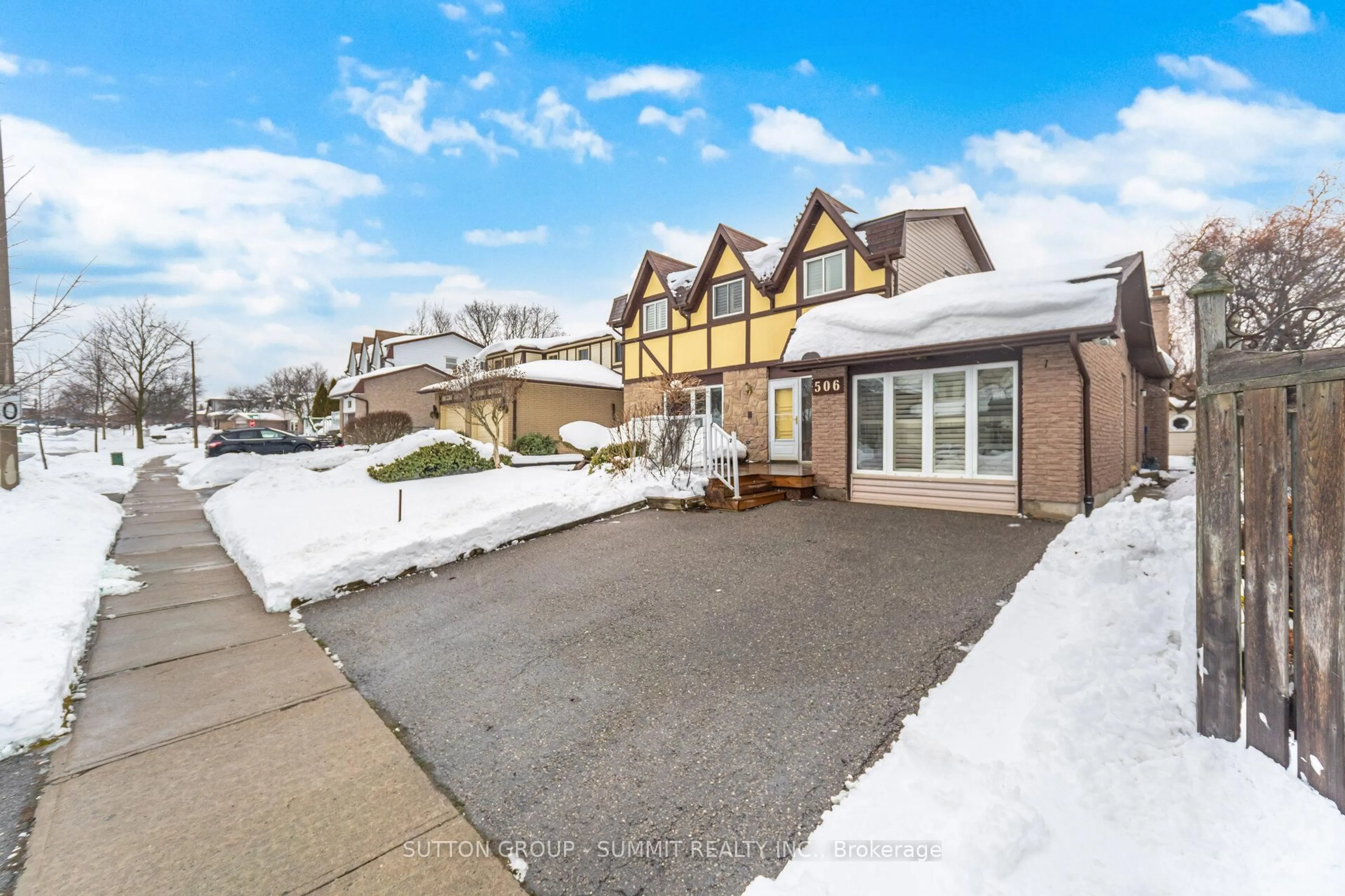 Unknown for 506 Petticoat Lane, Pickering Ontario L1W 3J1