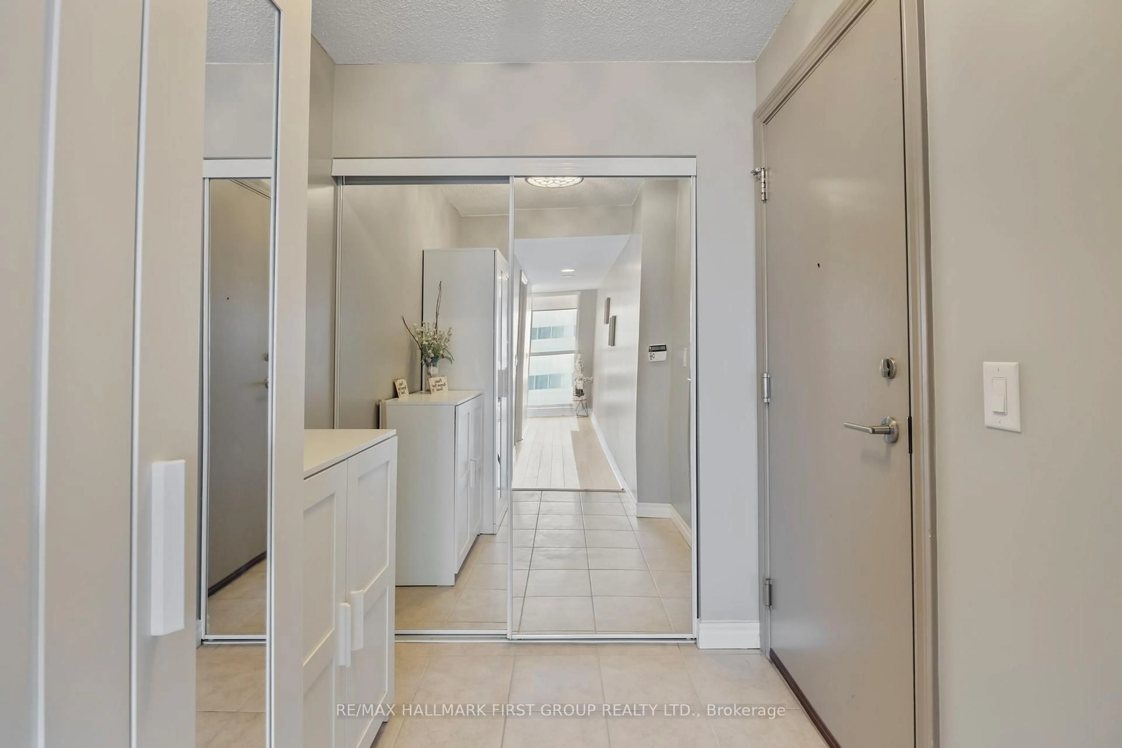 Unknown for 70 Town Centre Crt #405, Toronto Ontario M1P 0B2