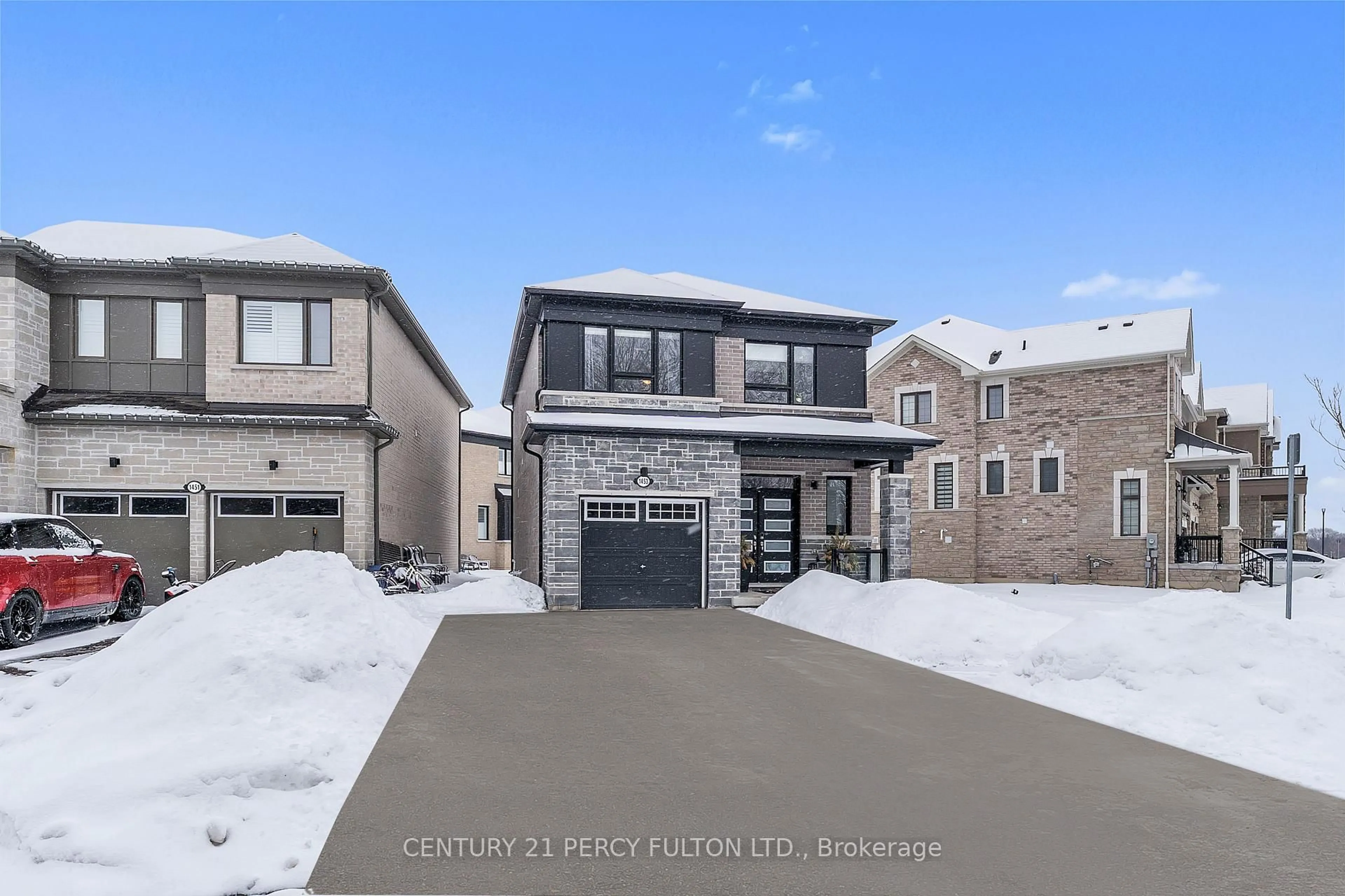 Home with brick exterior material, street for 1453 Mockingbird Sq, Pickering Ontario L1X 0N8