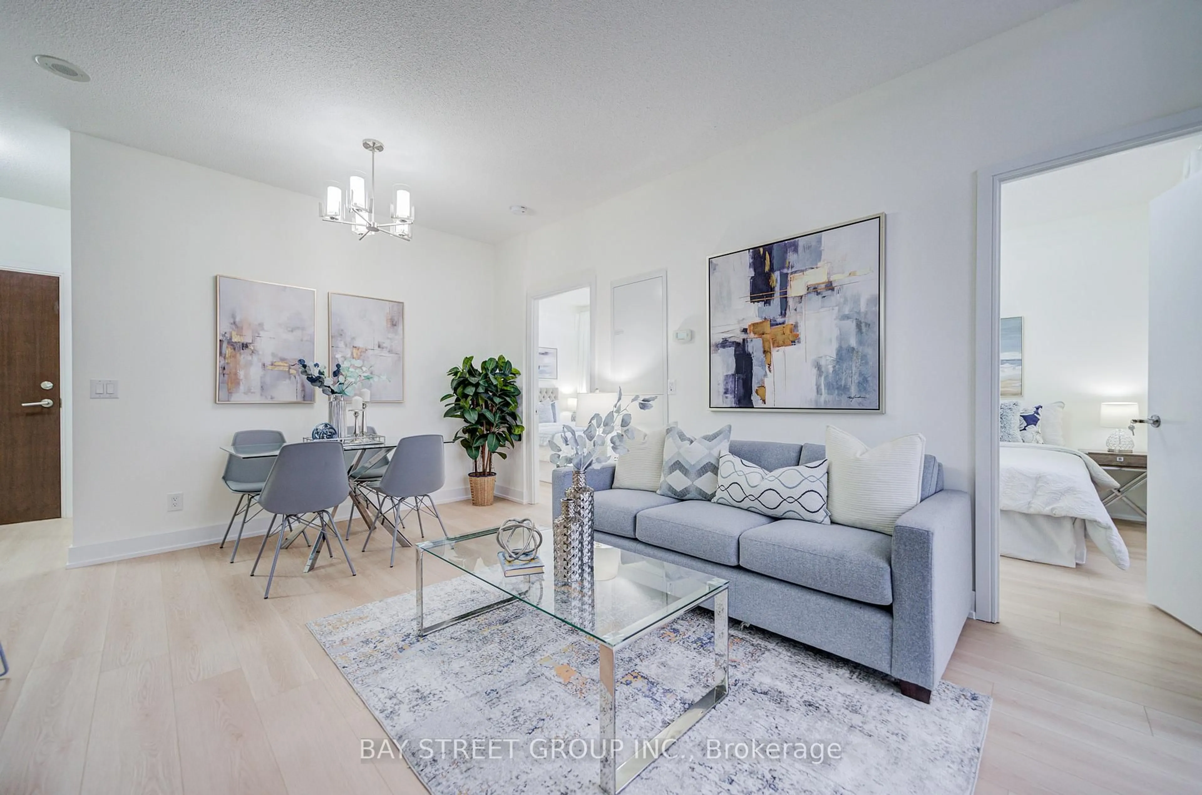 Living room with furniture, unknown for 151 Village Green Sq #Ph3, Toronto Ontario M1S 0K5