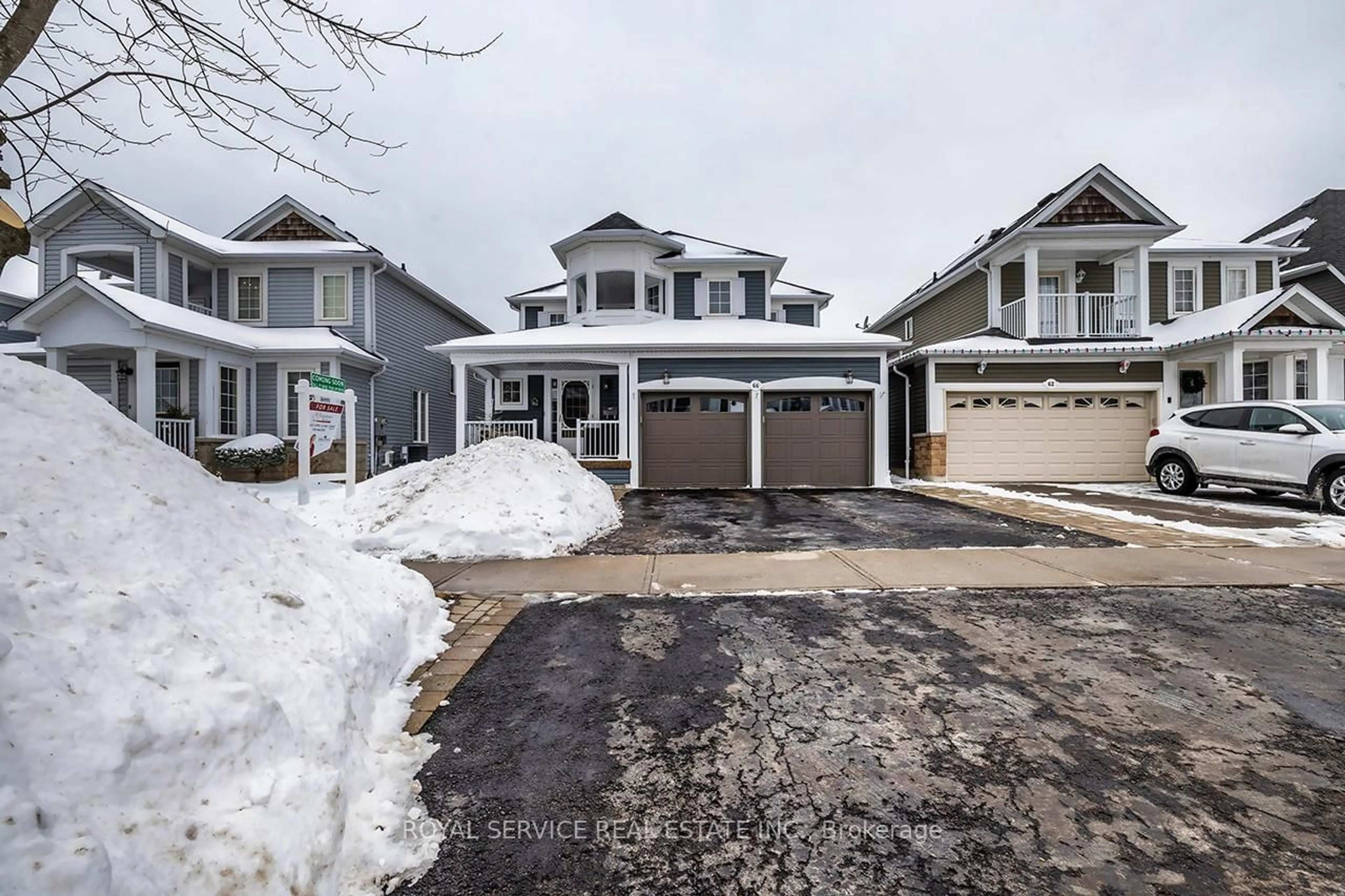A pic from outside/outdoor area/front of a property/back of a property/a pic from drone, street for 66 Stillwell Lane, Clarington Ontario L1B 1R4