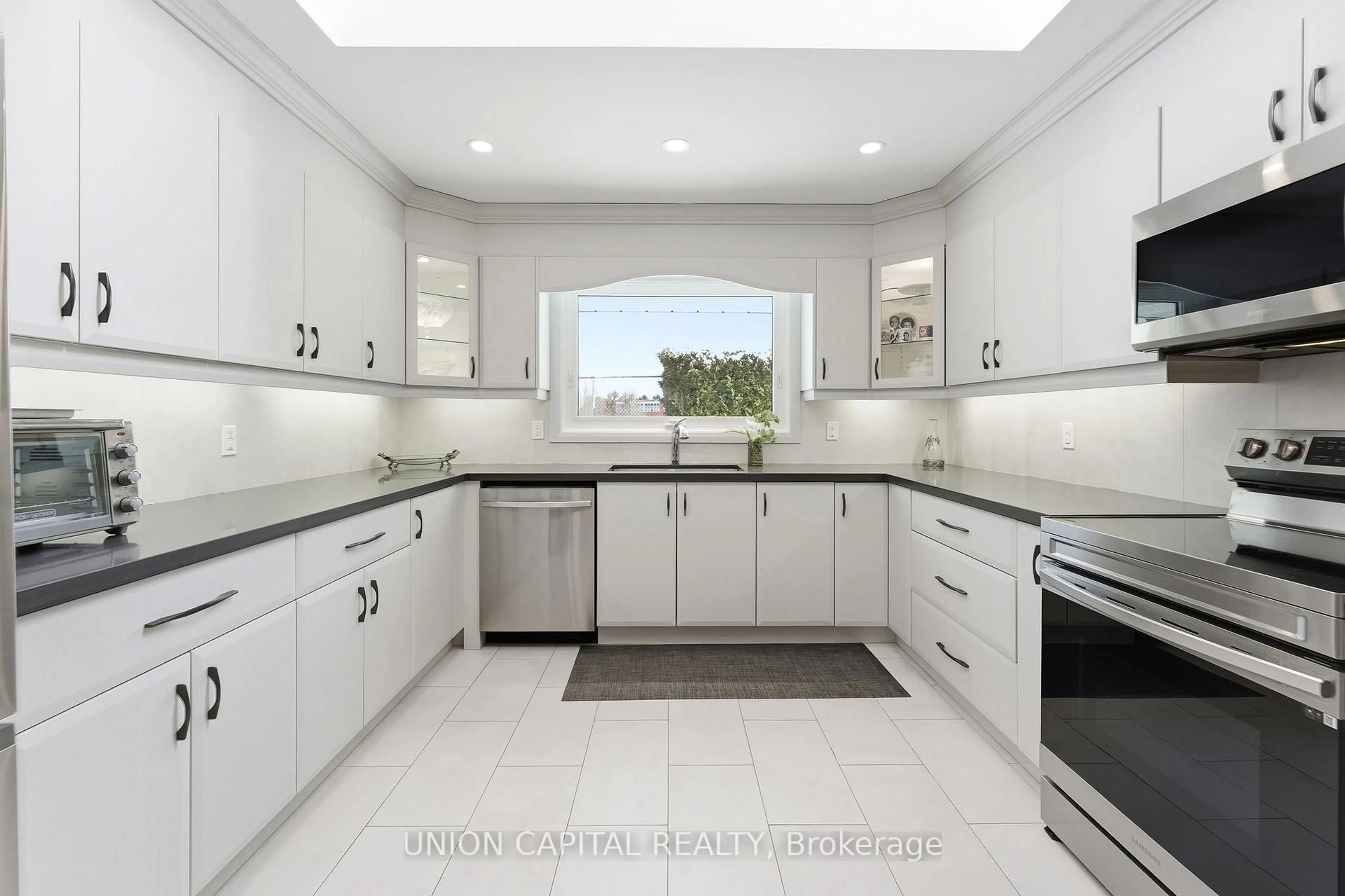 Contemporary kitchen, ceramic/tile floor for 53 Stubbswood Sq, Toronto Ontario M1S 2K7