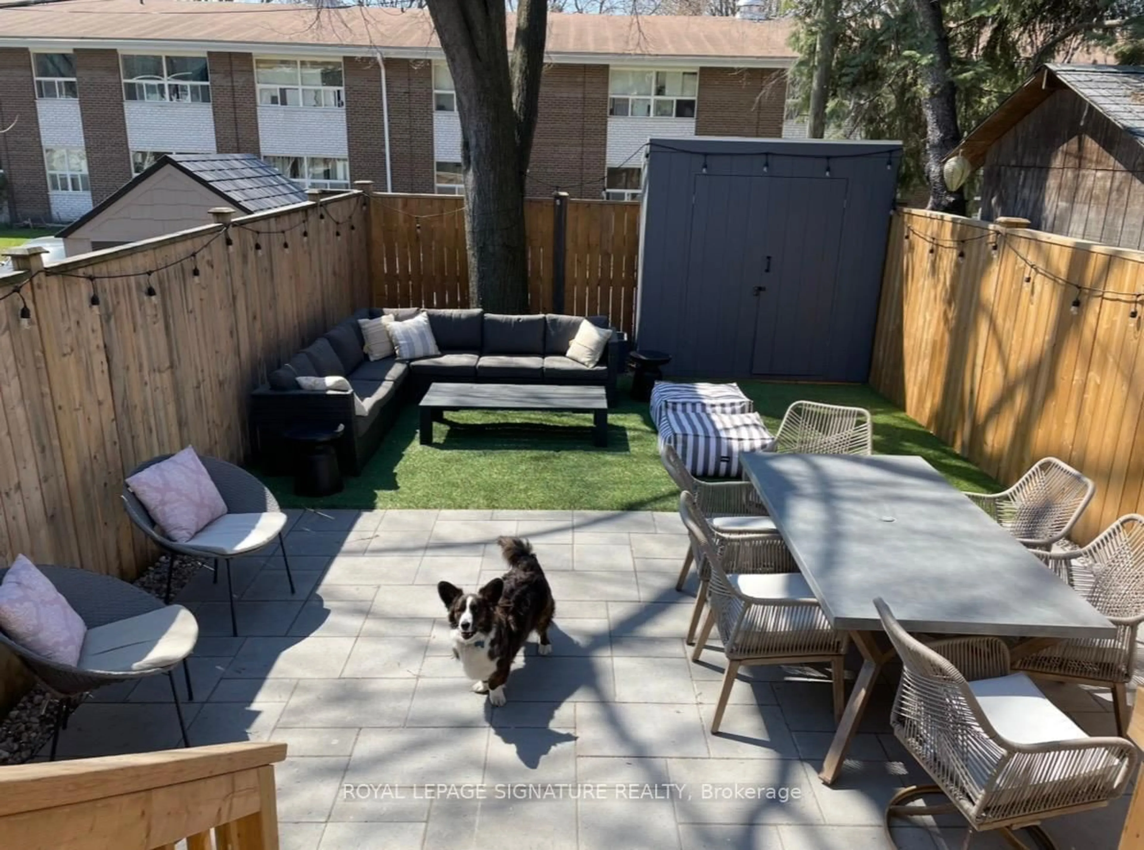 Patio, street for 268 Kenilworth Ave, Toronto Ontario M4L 3S8