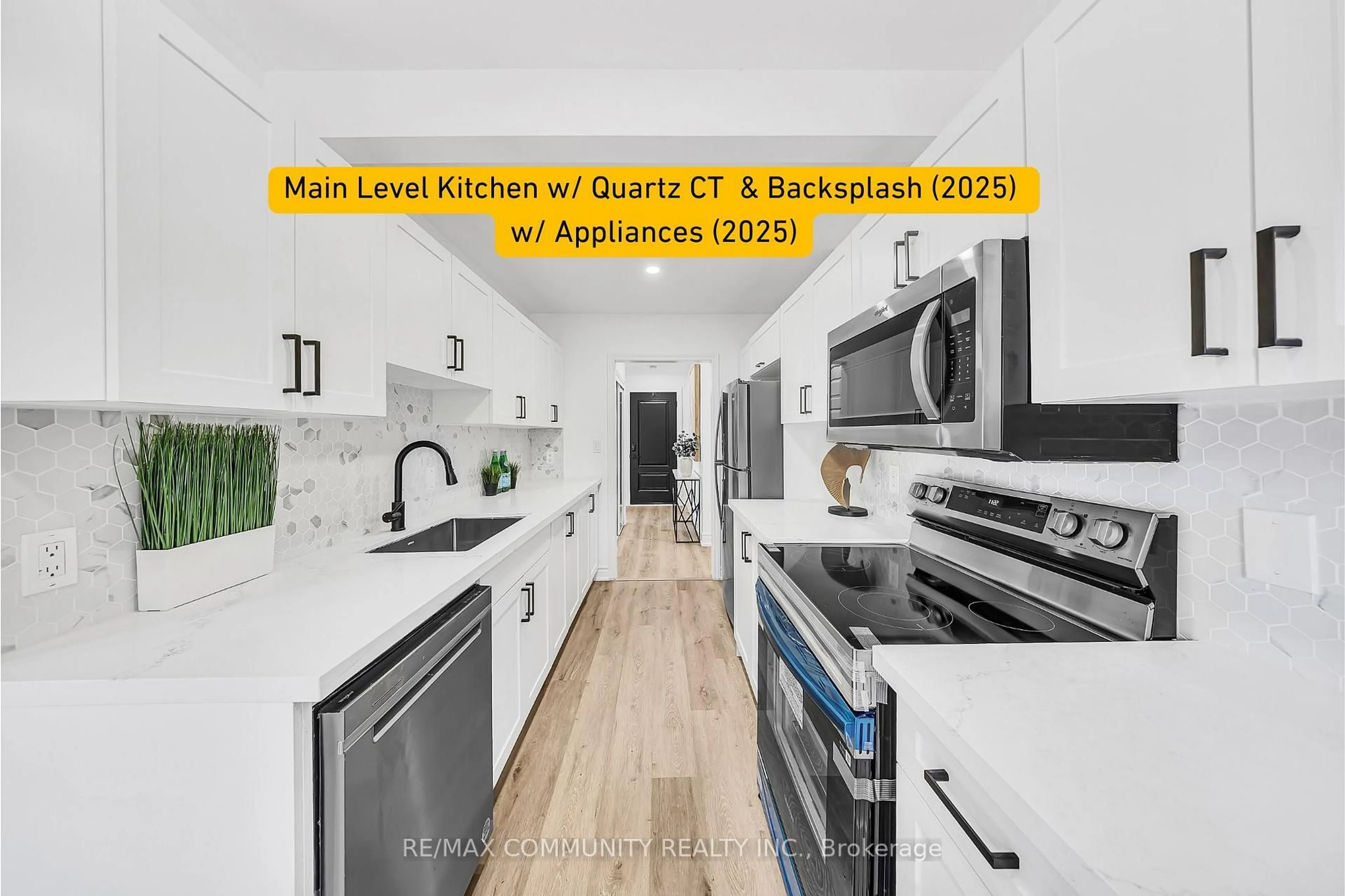 Open concept kitchen, ceramic/tile floor for 733 Lublin Ave, Pickering Ontario L1W 1Z1