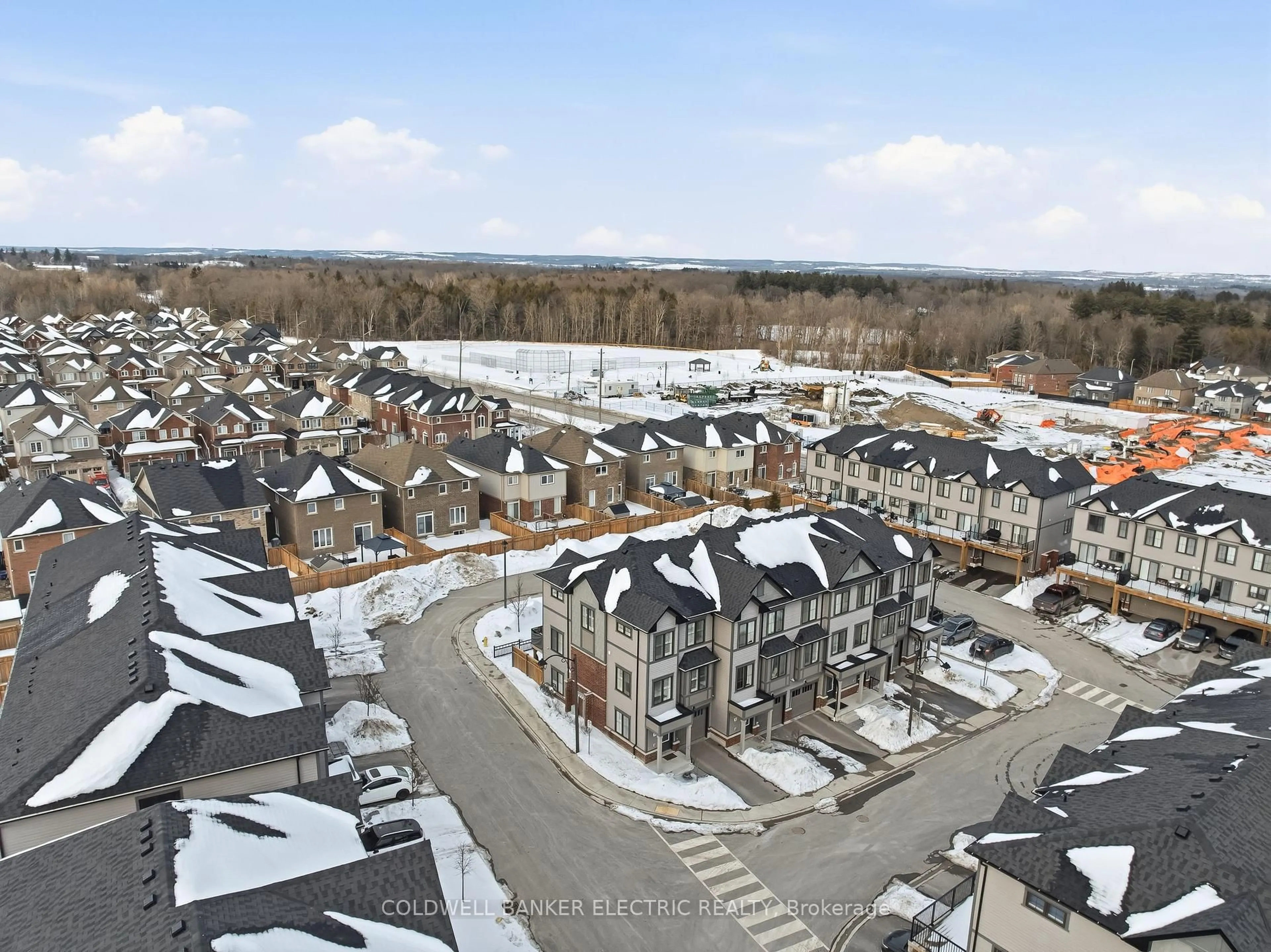 A pic from outside/outdoor area/front of a property/back of a property/a pic from drone, mountain view for 1 Loana Lane, Clarington Ontario L1C 7G9