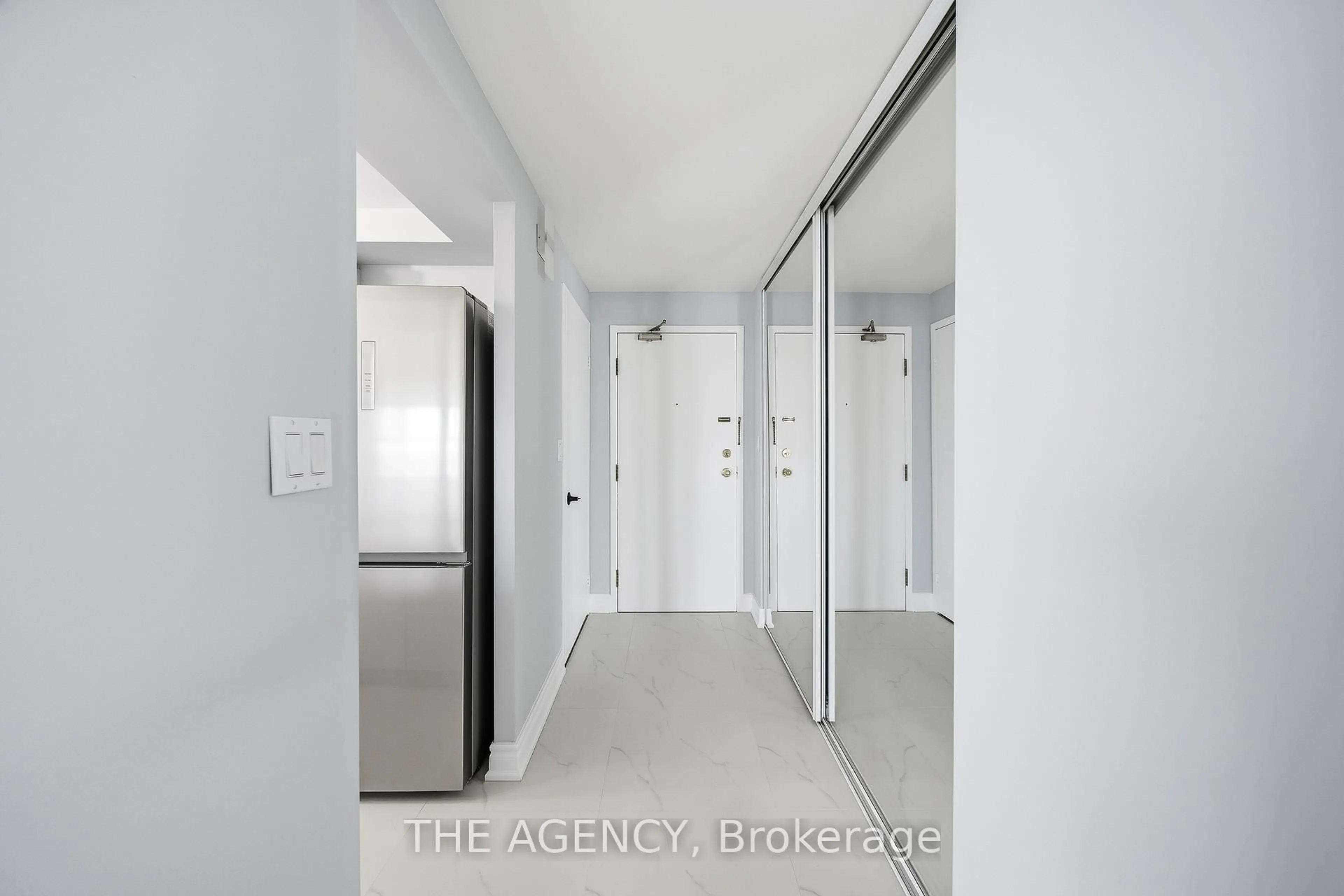 Indoor entryway for 90 Dale Ave #PH3, Toronto Ontario M1J 3N4