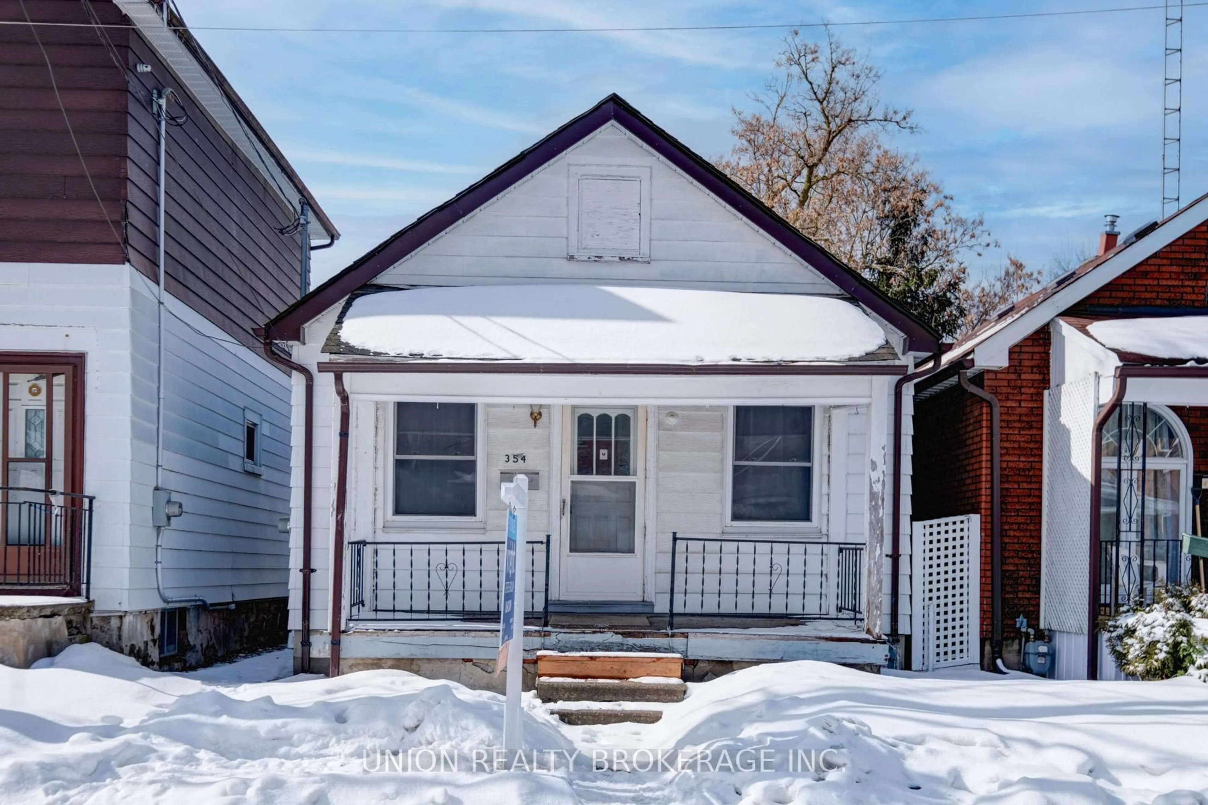 Unknown for 354 Cedarvale Ave, Toronto Ontario M4C 4K6