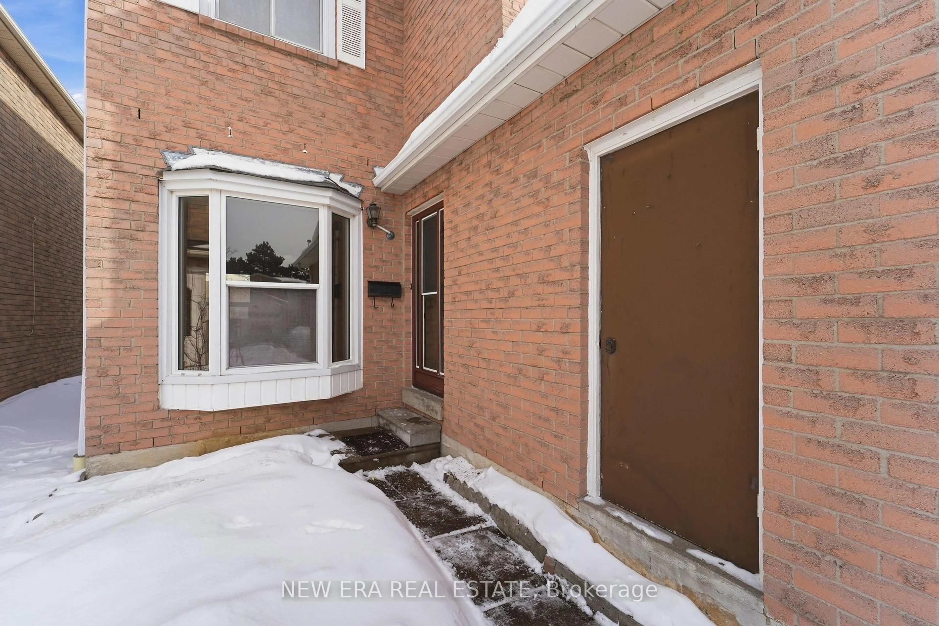 Indoor entryway for 177 Bethany Leigh Dr, Toronto Ontario M1V 2T6
