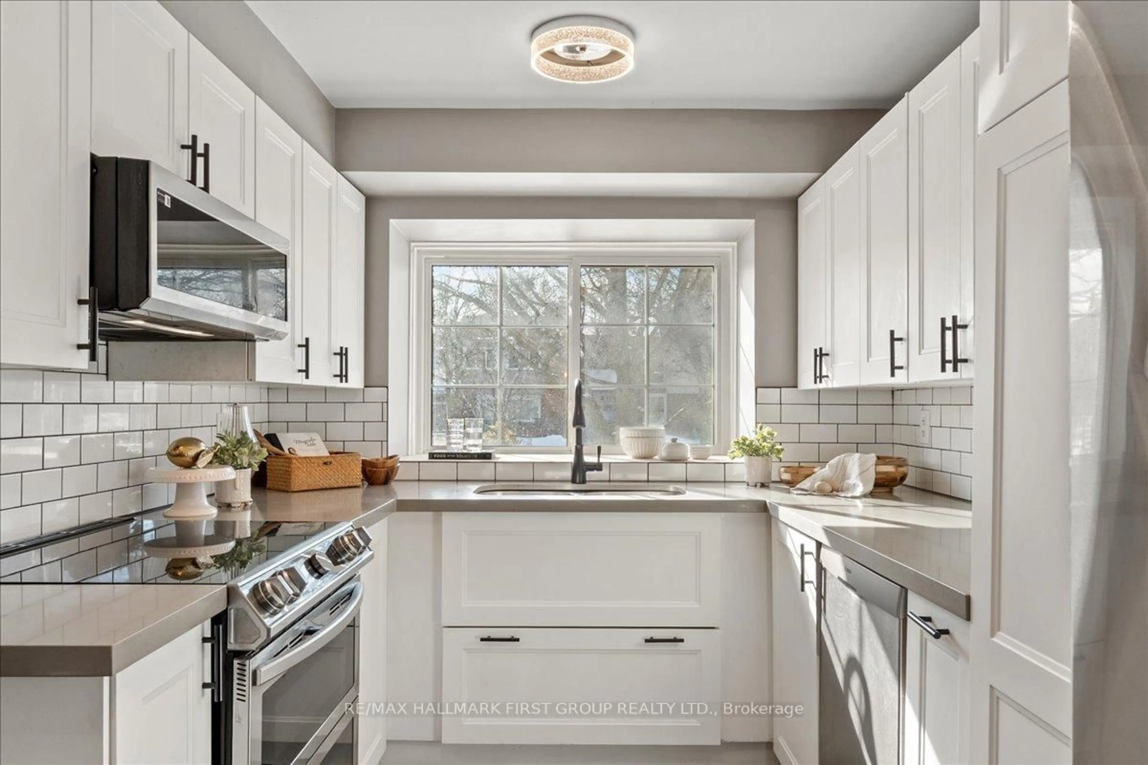 Contemporary kitchen, ceramic/tile floor for 1793 Walnut Lane, Pickering Ontario L1V 2X5