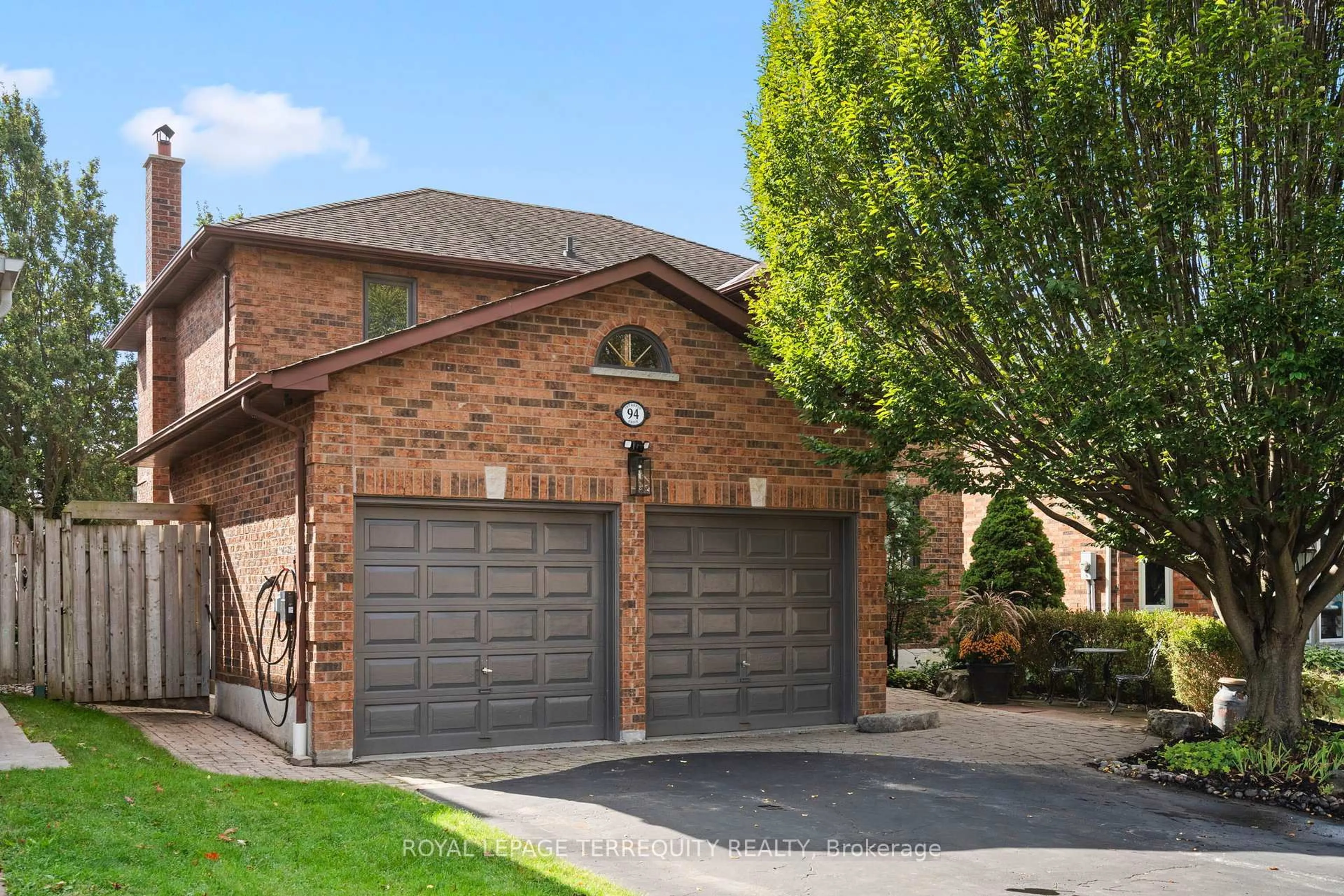 Home with brick exterior material, street for 94 Intrepid Dr, Whitby Ontario L1N 8S1