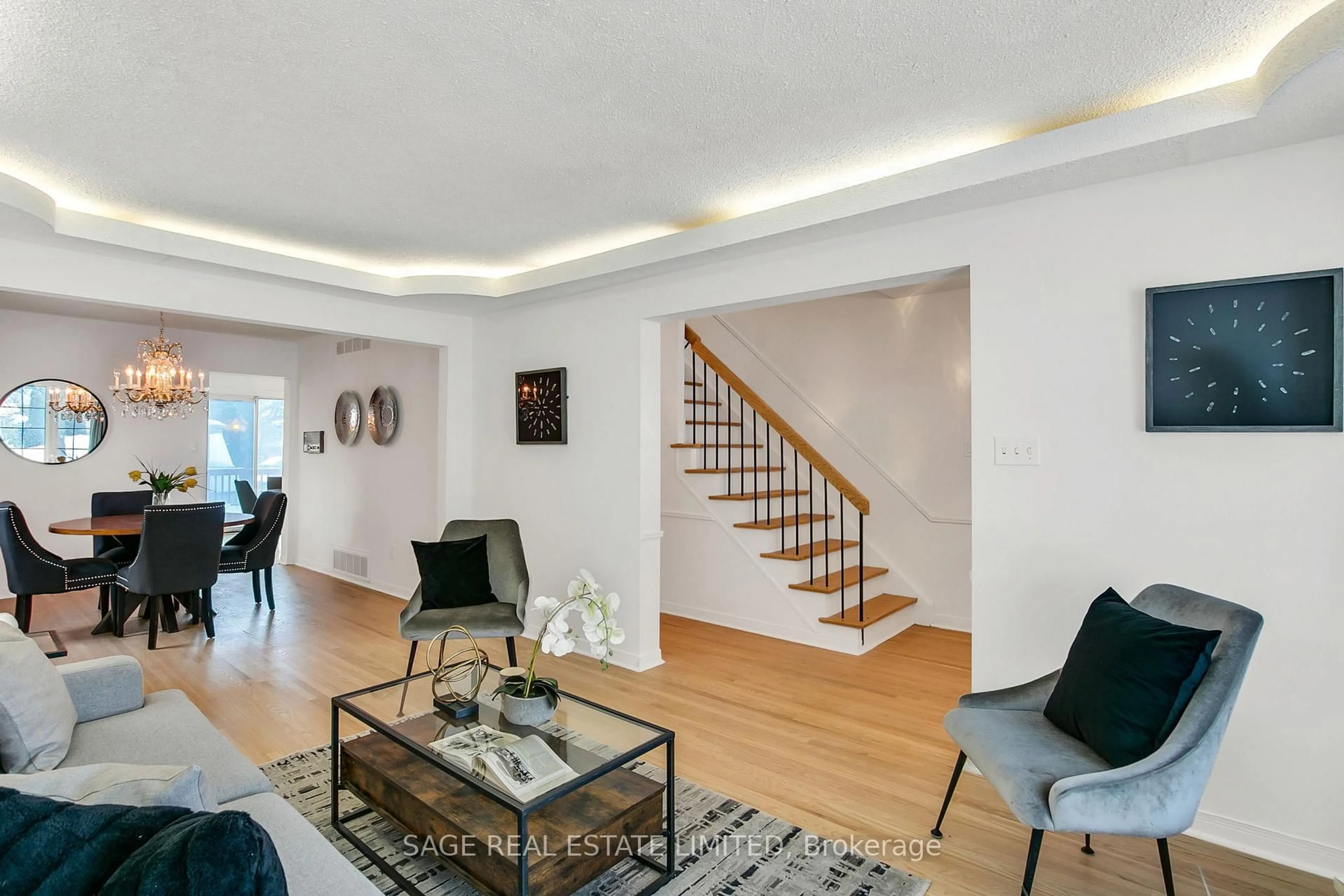 Living room with furniture, unknown for 22 Craketts Ave, Toronto Ontario M1S 3W6