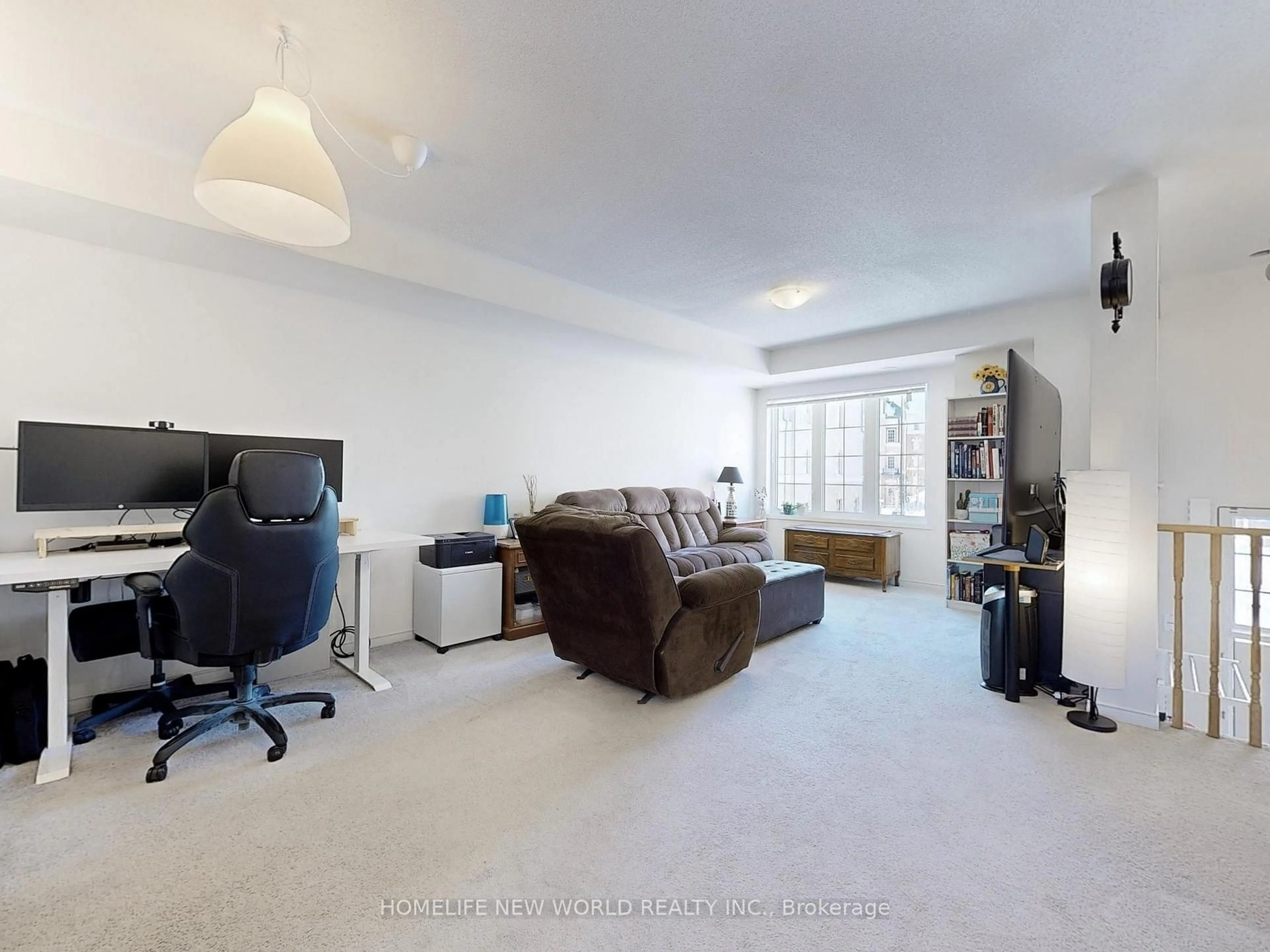 A pic of a room for 2657 Deputy Minister Path #29, Oshawa Ontario L1L 0M7