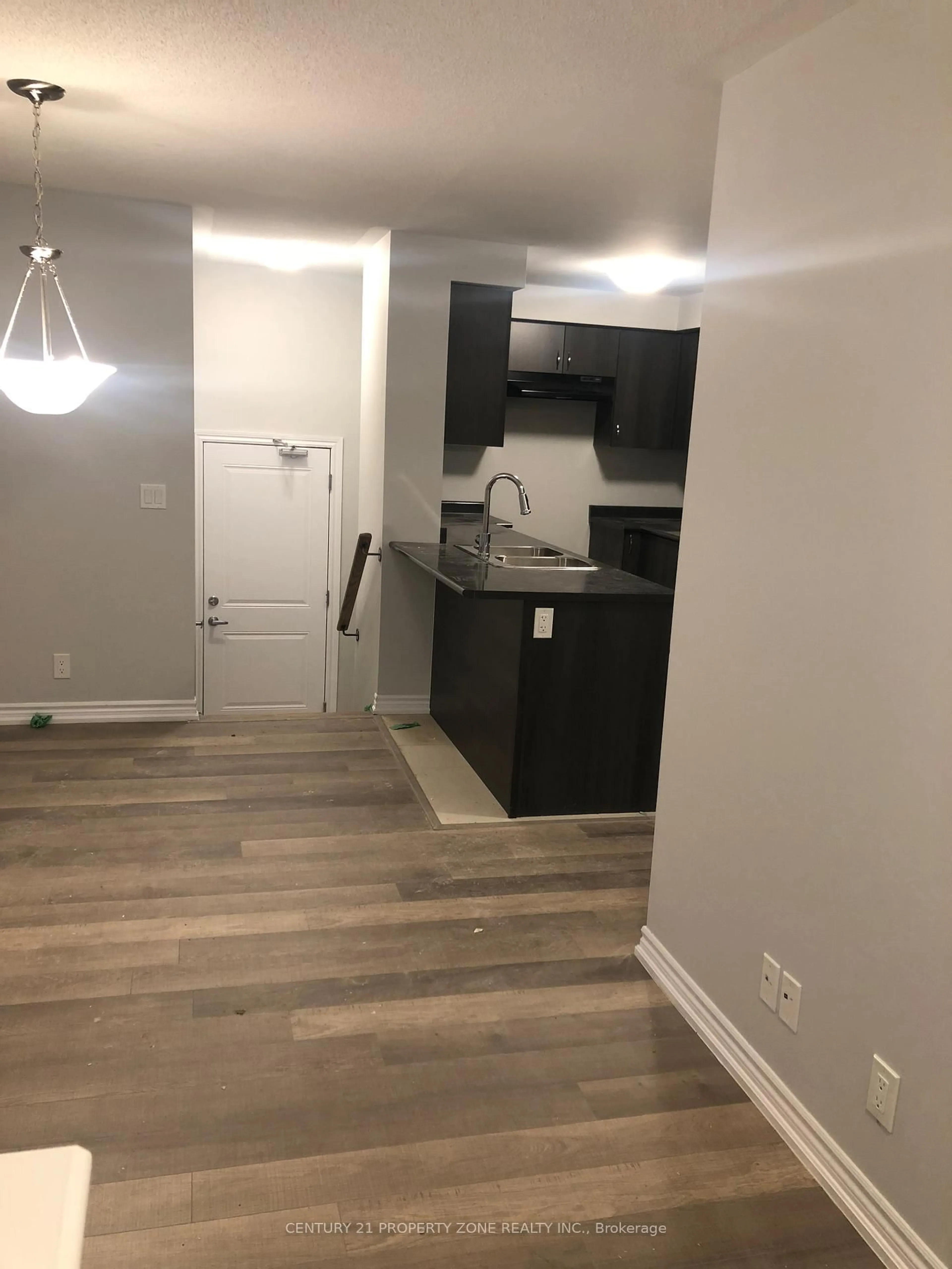 A pic of a room for 2500 Hillrise Crt #69, Oshawa Ontario L1L 0M6