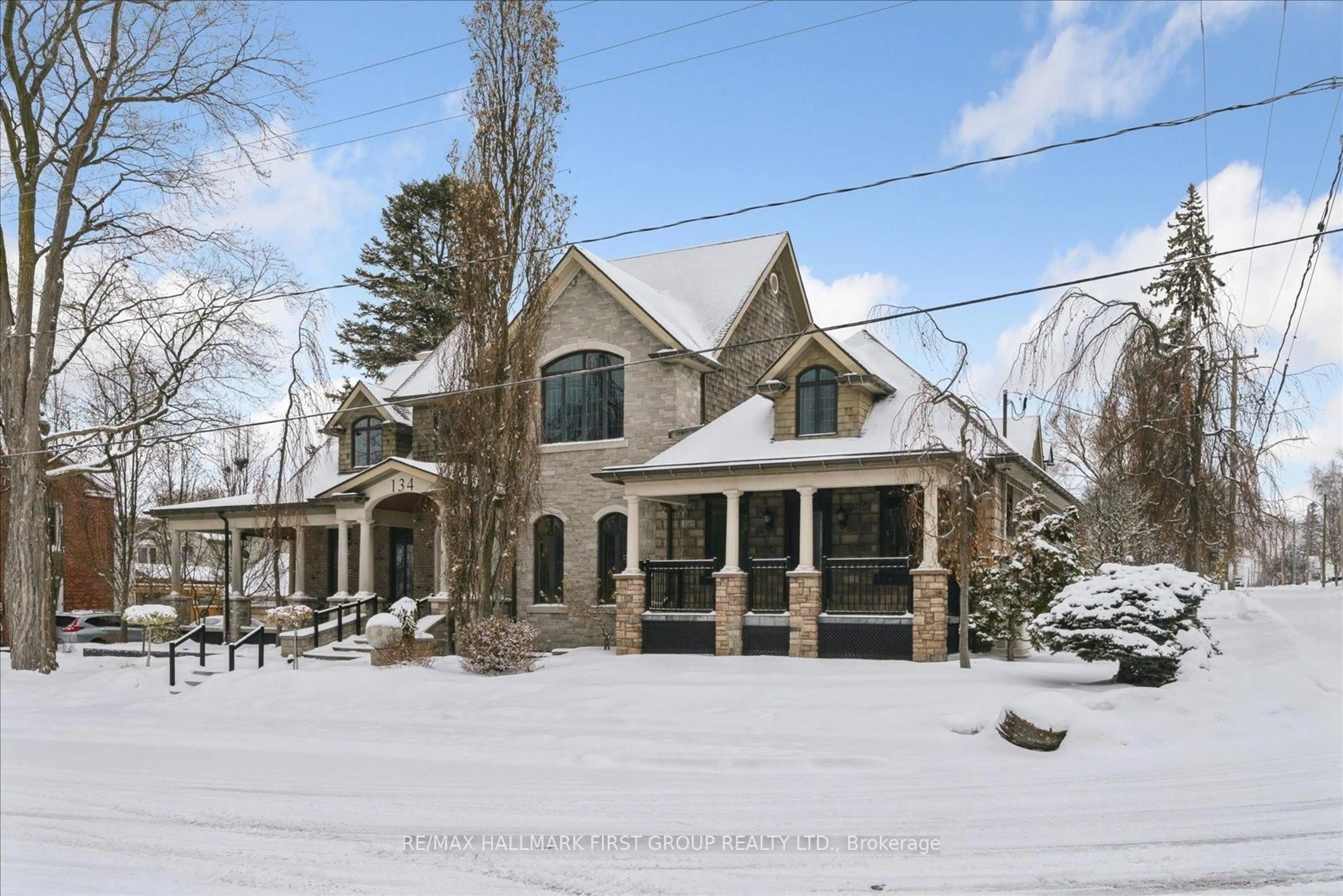 Home with brick exterior material, street for 134 Front St, Whitby Ontario L1N 1A1