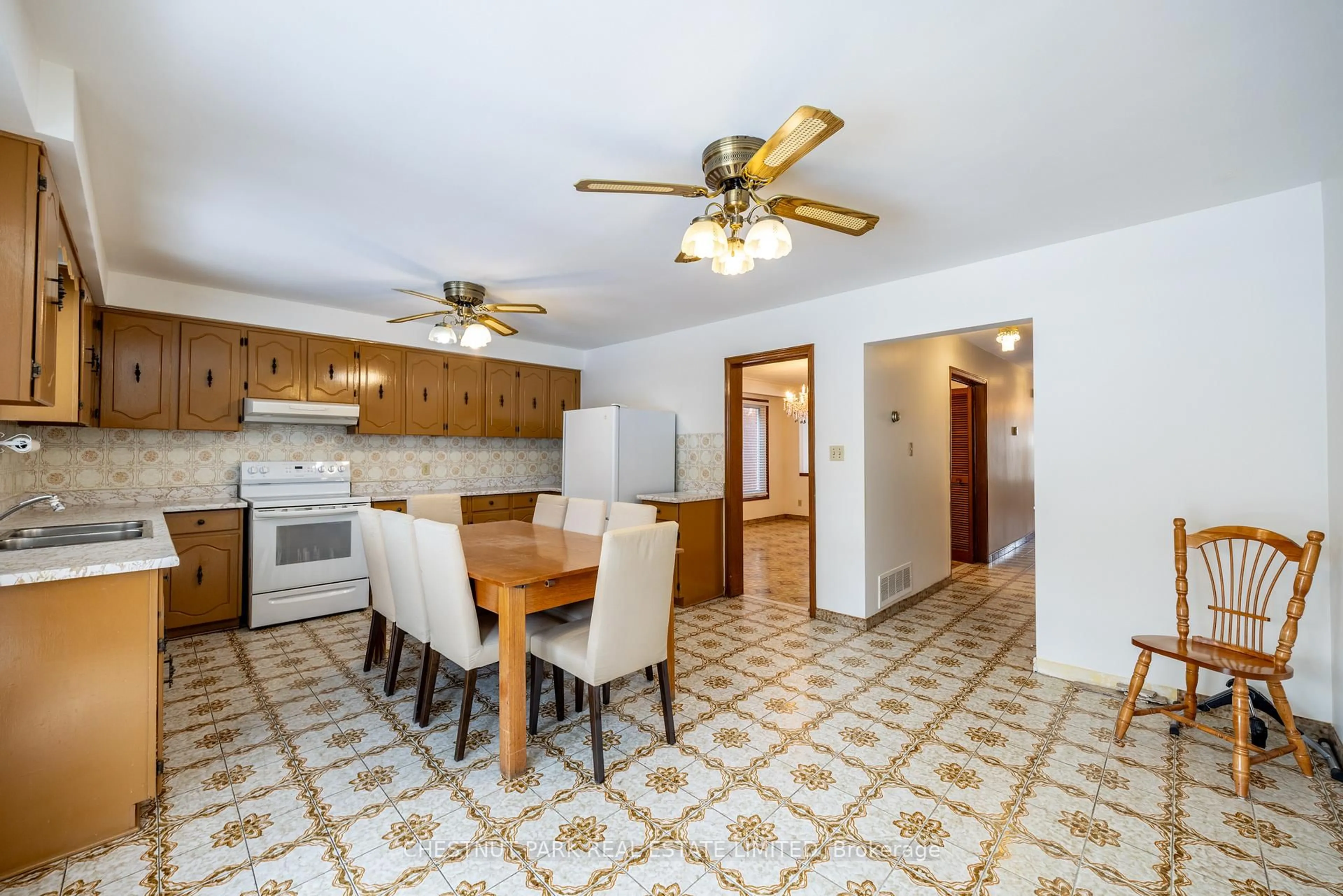 Unknown for 49 Woodville Ave, Toronto Ontario M4K 2J5