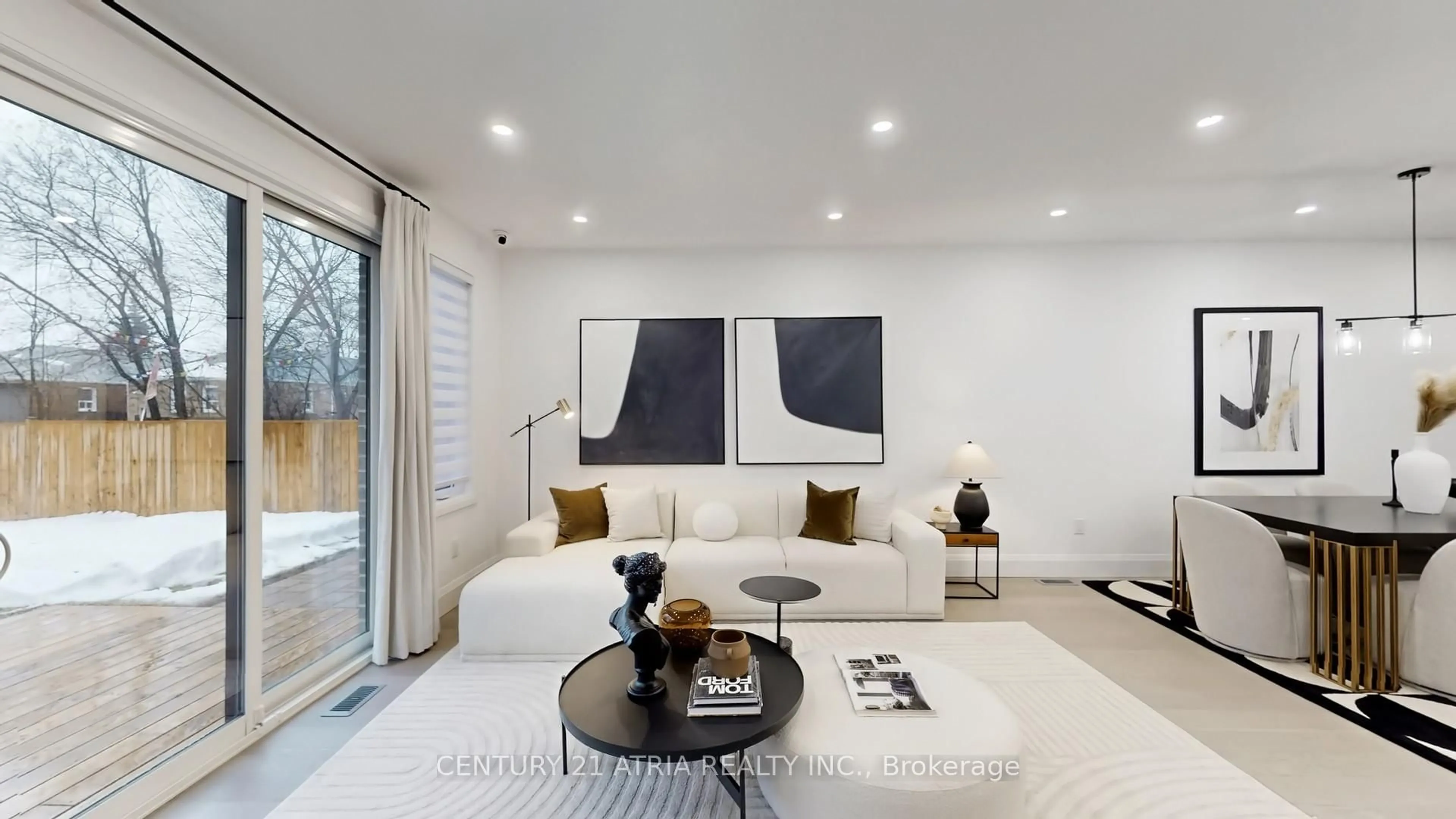 Living room with furniture, unknown for 6 Park St, Toronto Ontario M1N 2N1