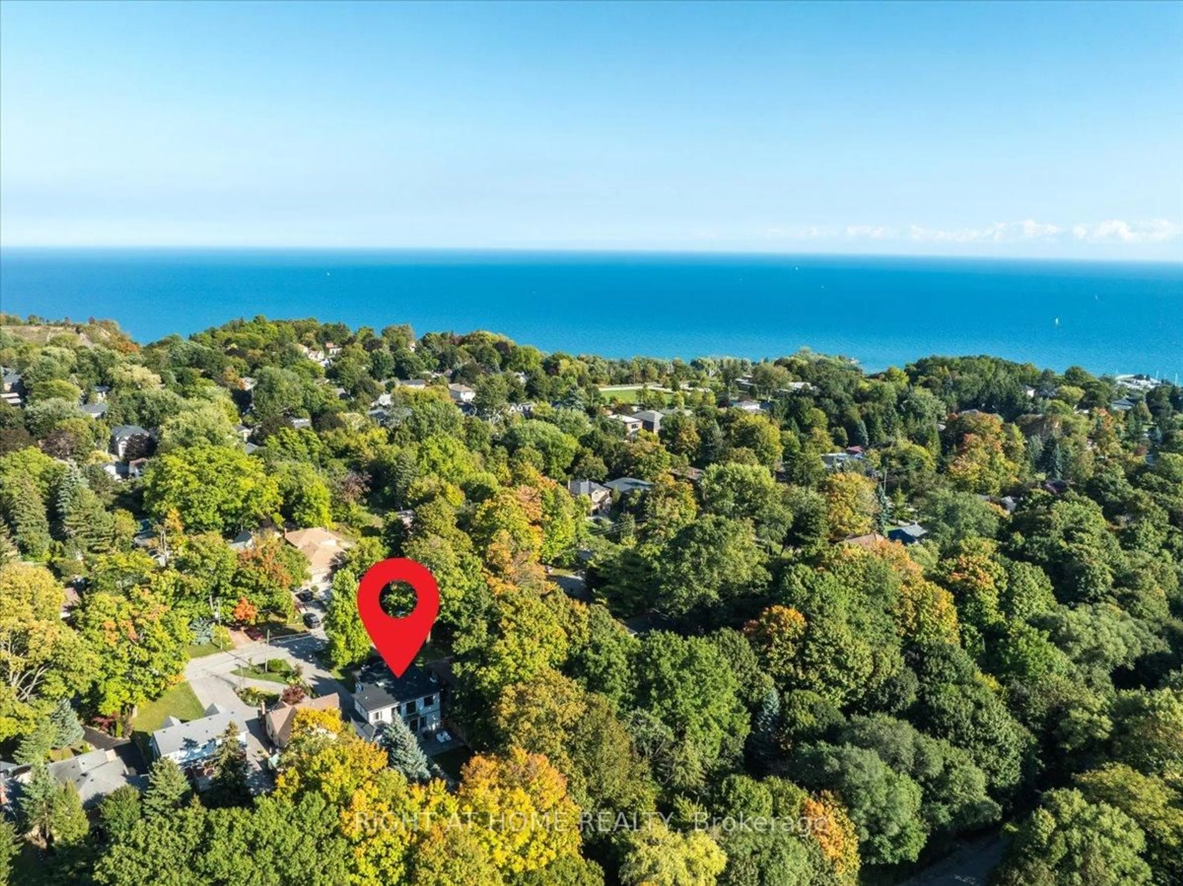 A pic from outside/outdoor area/front of a property/back of a property/a pic from drone, water/lake/river/ocean view for 64 Larwood Blvd, Toronto Ontario M1M 2M5