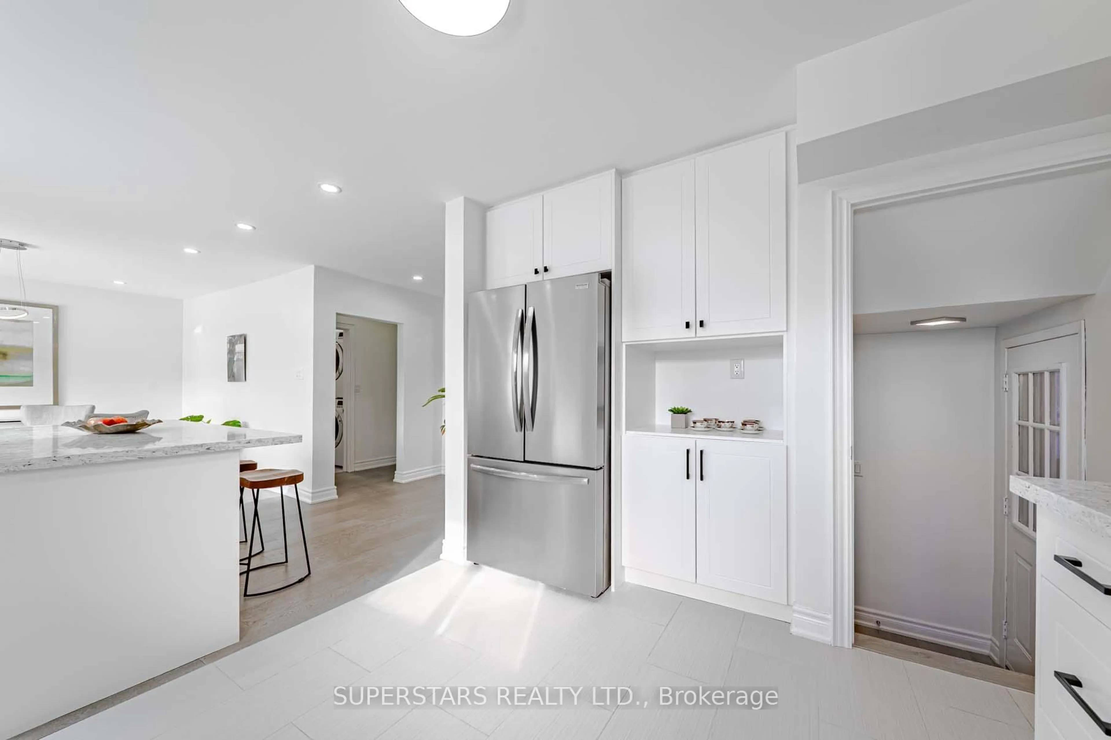 Unknown for 117 Orchard View Blvd, Oshawa Ontario L1G 3N8