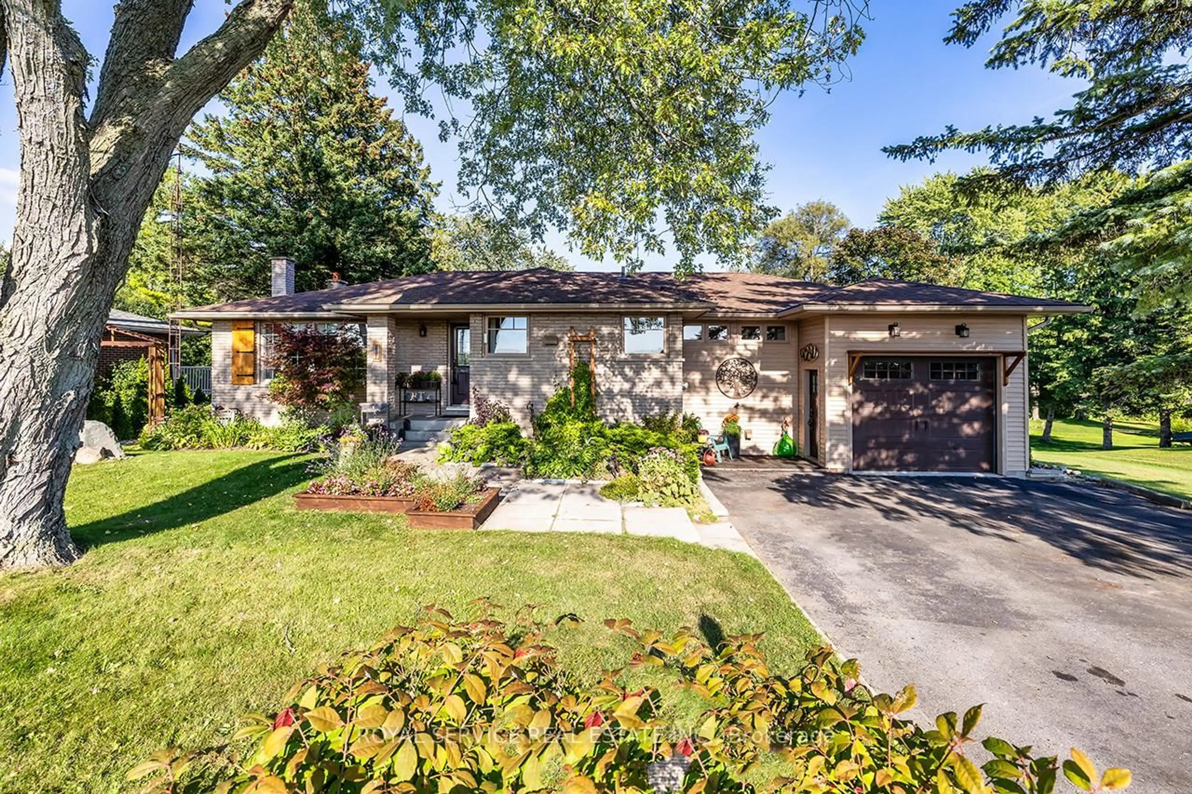 Home with brick exterior material, street for 5781 Ochonski Rd, Clarington Ontario L0B 1M0