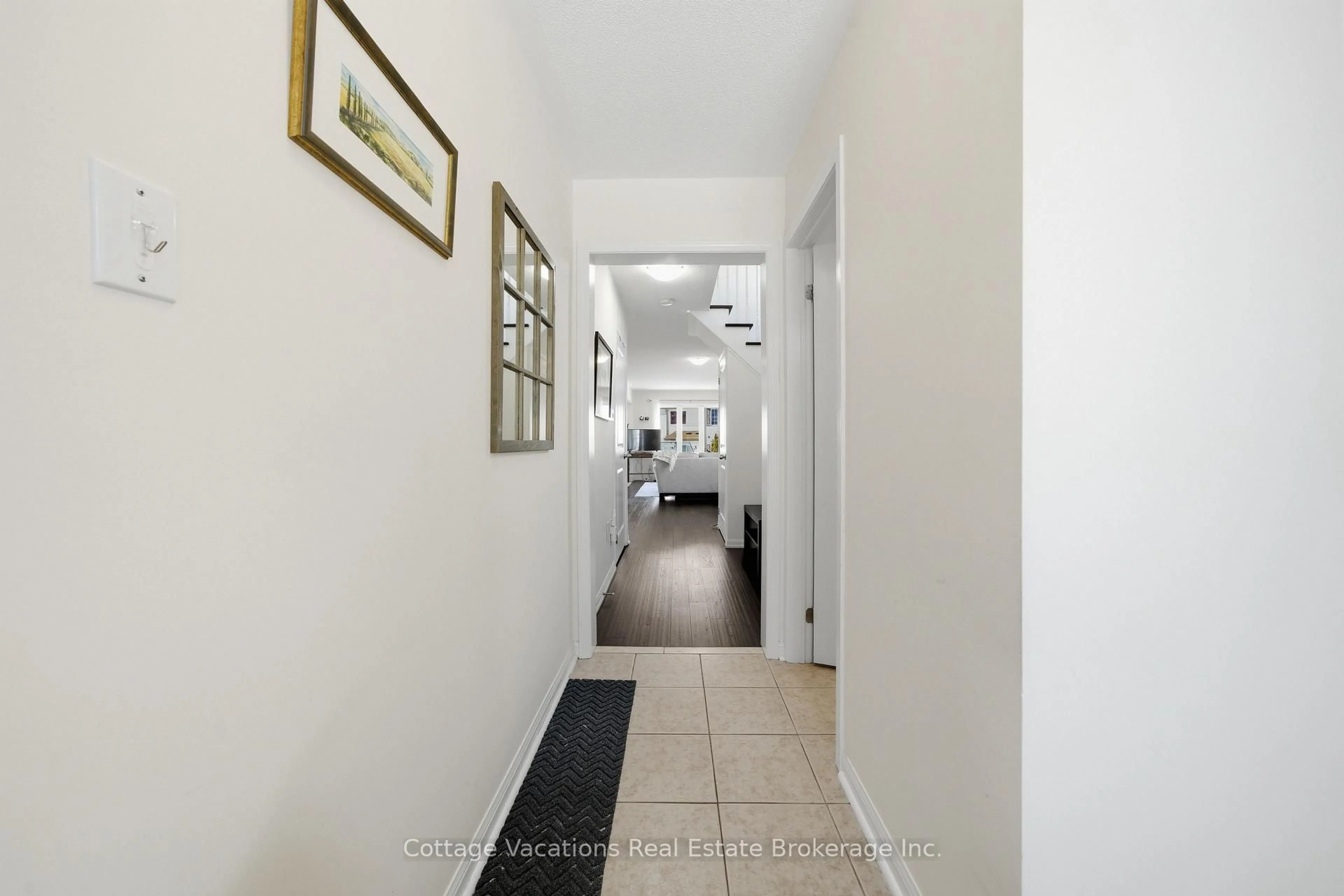 Indoor foyer for 62 Adanac Dr, Whitby Ontario L1N 2K6