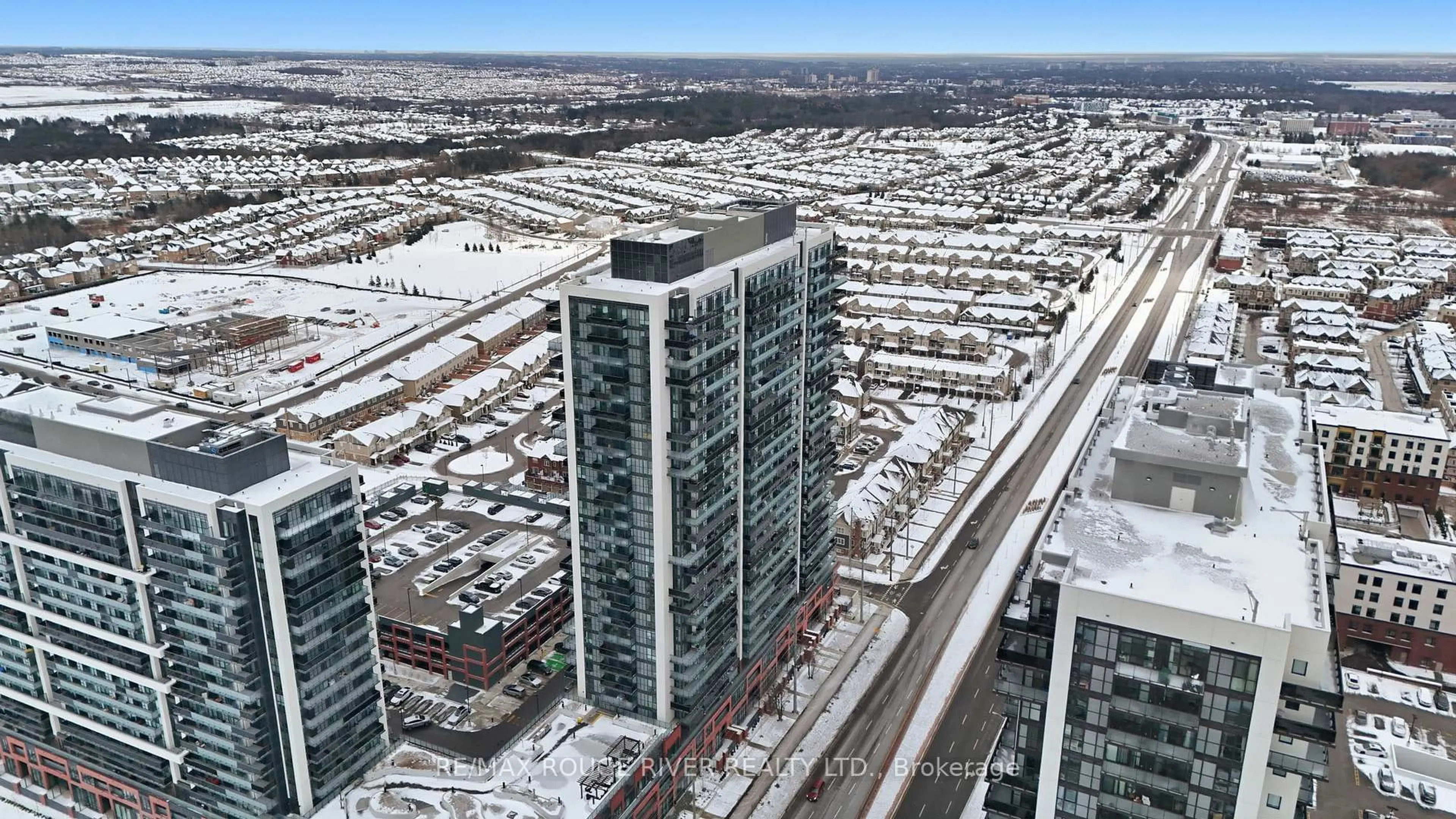 A pic from outside/outdoor area/front of a property/back of a property/a pic from drone, city buildings view from balcony for 2545 SIMCOE St #2321, Oshawa Ontario L1L 0W3