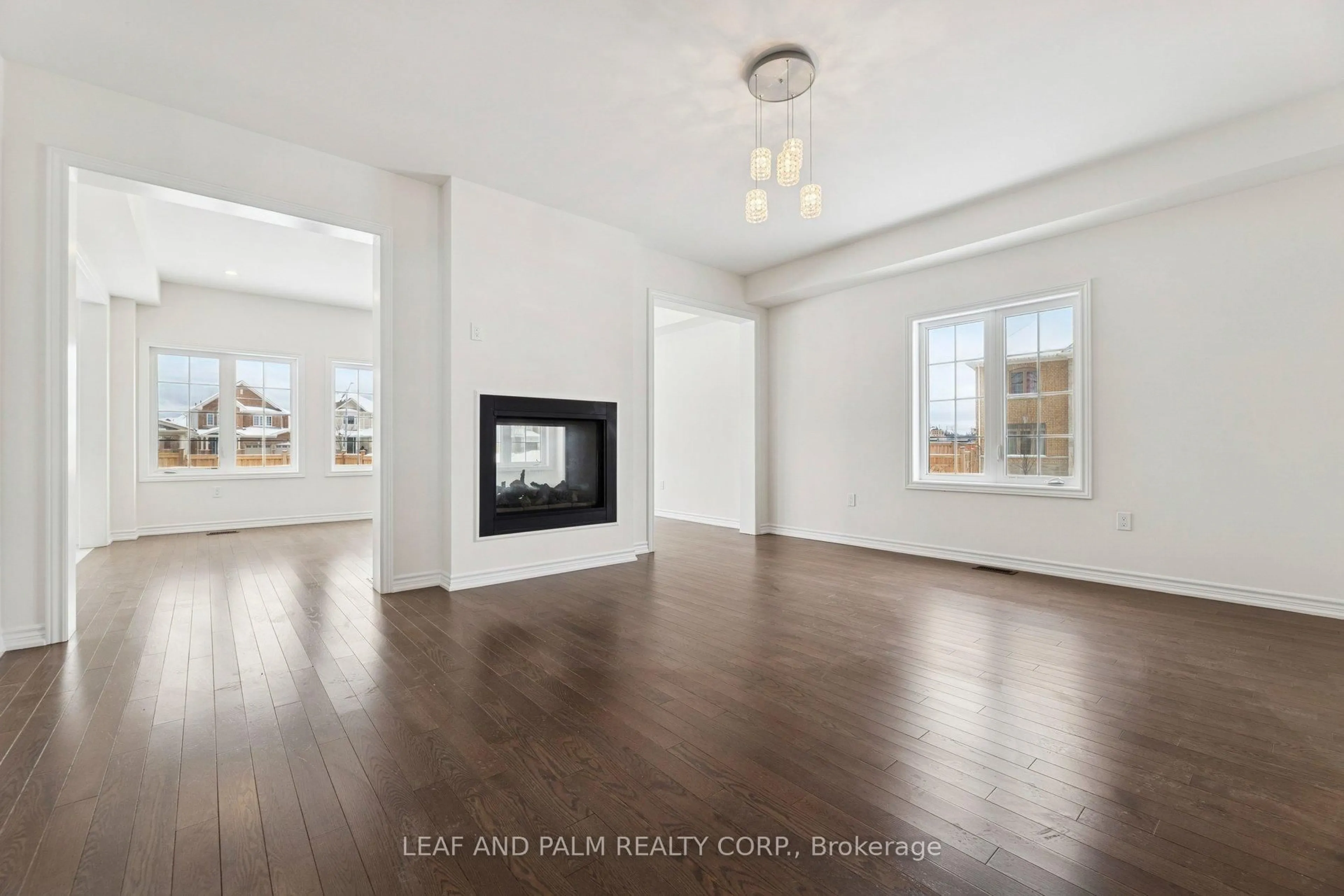 Unknown for 279 Northglen Blvd, Clarington Ontario L1C 7G6