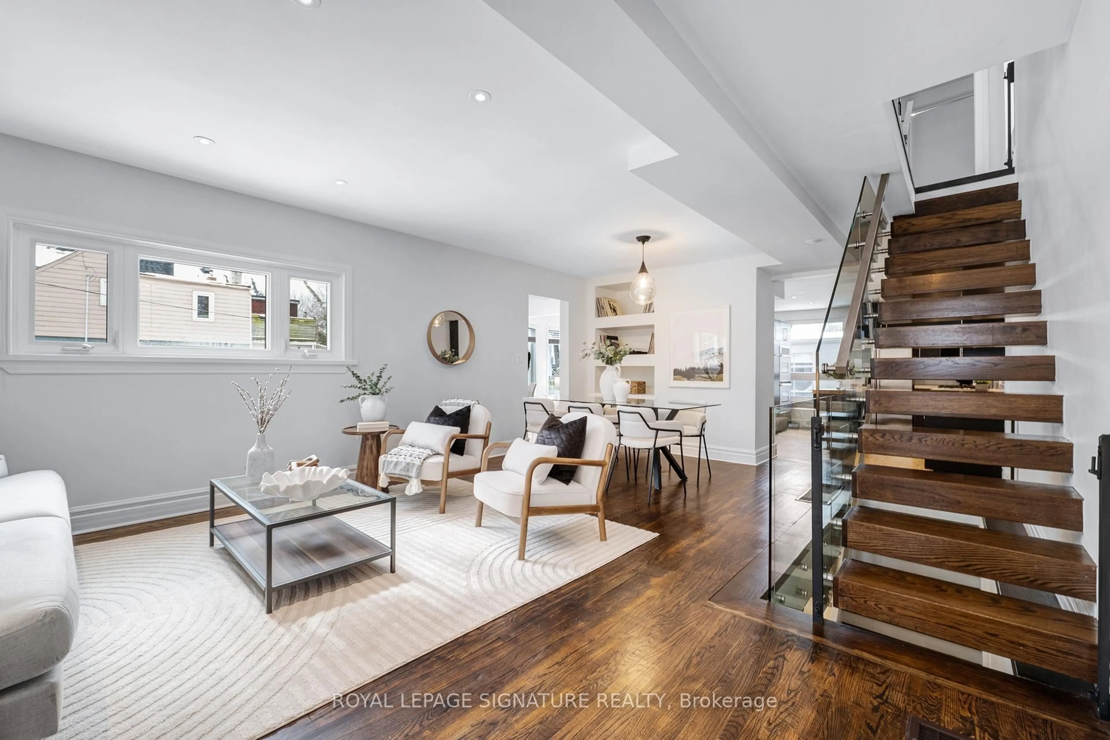 Unknown for 38 Bastedo Ave, Toronto Ontario M4C 3M9