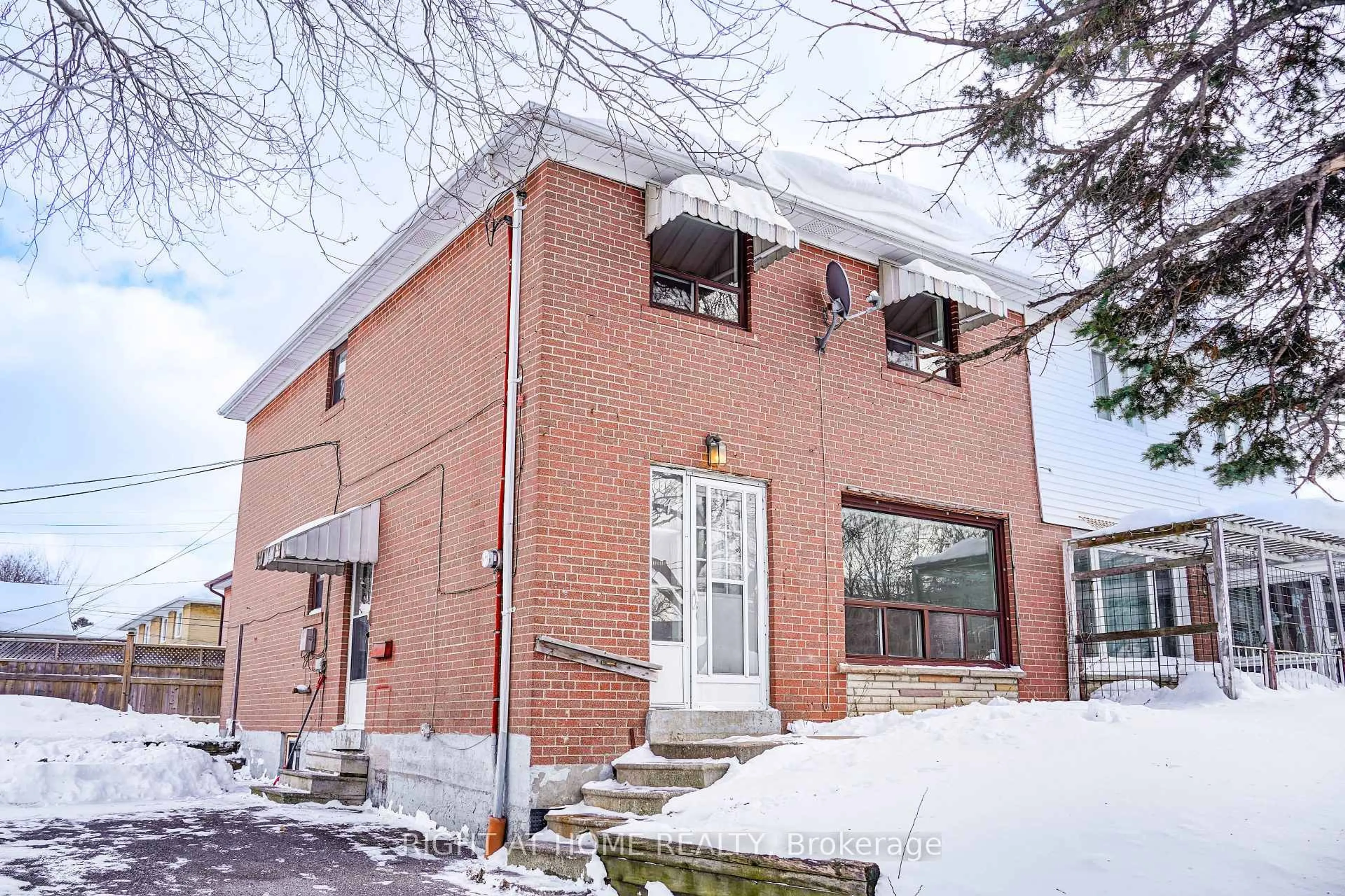 Home with brick exterior material, street for 4 Pender Cres, Toronto Ontario M1T 2M7